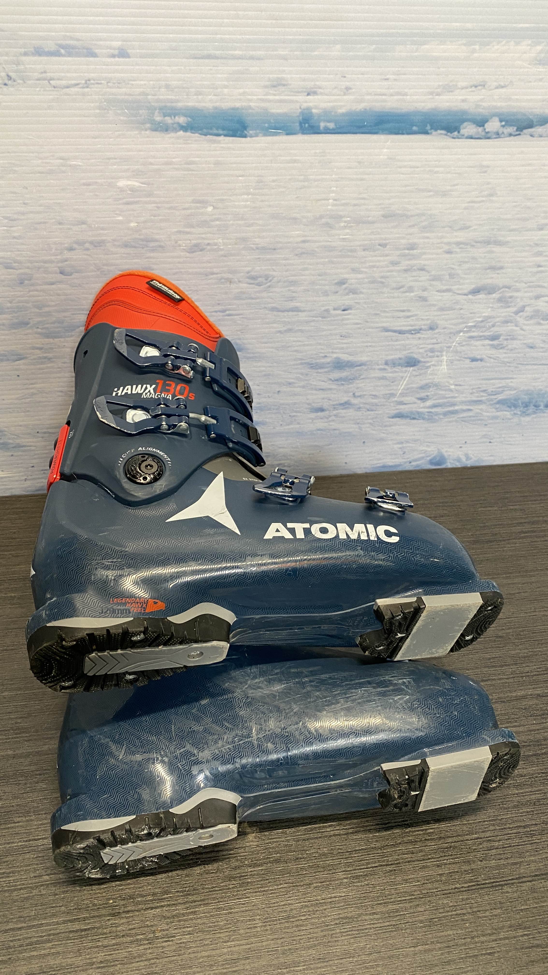 Used Atomic Hawx Magna 130's Ski Boot 28.5MP