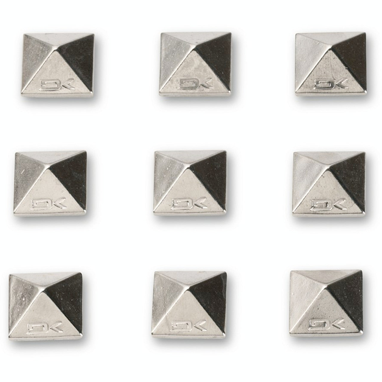 2100805_CH2_PYRAMIDSTUDS_CHROME__66697.jpg