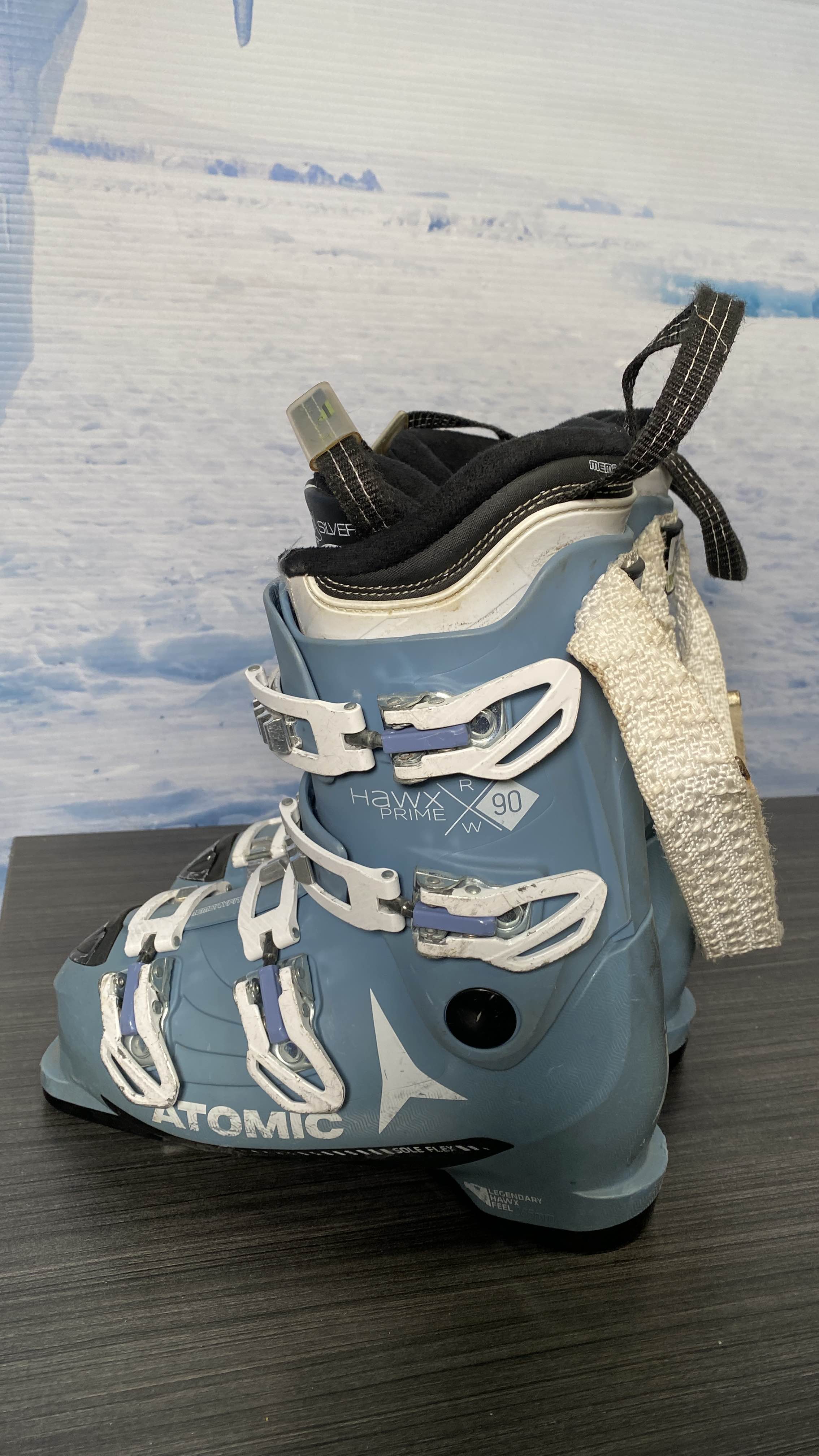 Used Atomic Hawx Prime 90 W Ski Boot 24.5MP