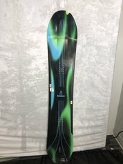 Used 2025 Bataleon Thunderstorm 152CM narrow Snowboard