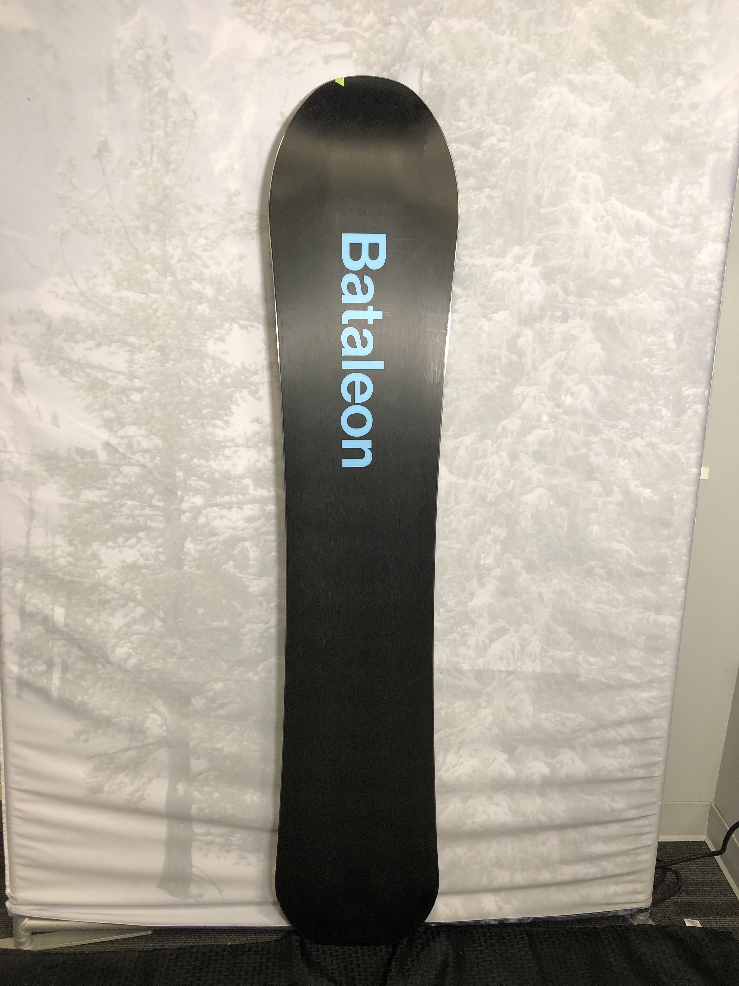 New 2025 Bataleon Thunderstorm 158CM Snowboard – AJ Motion Sports