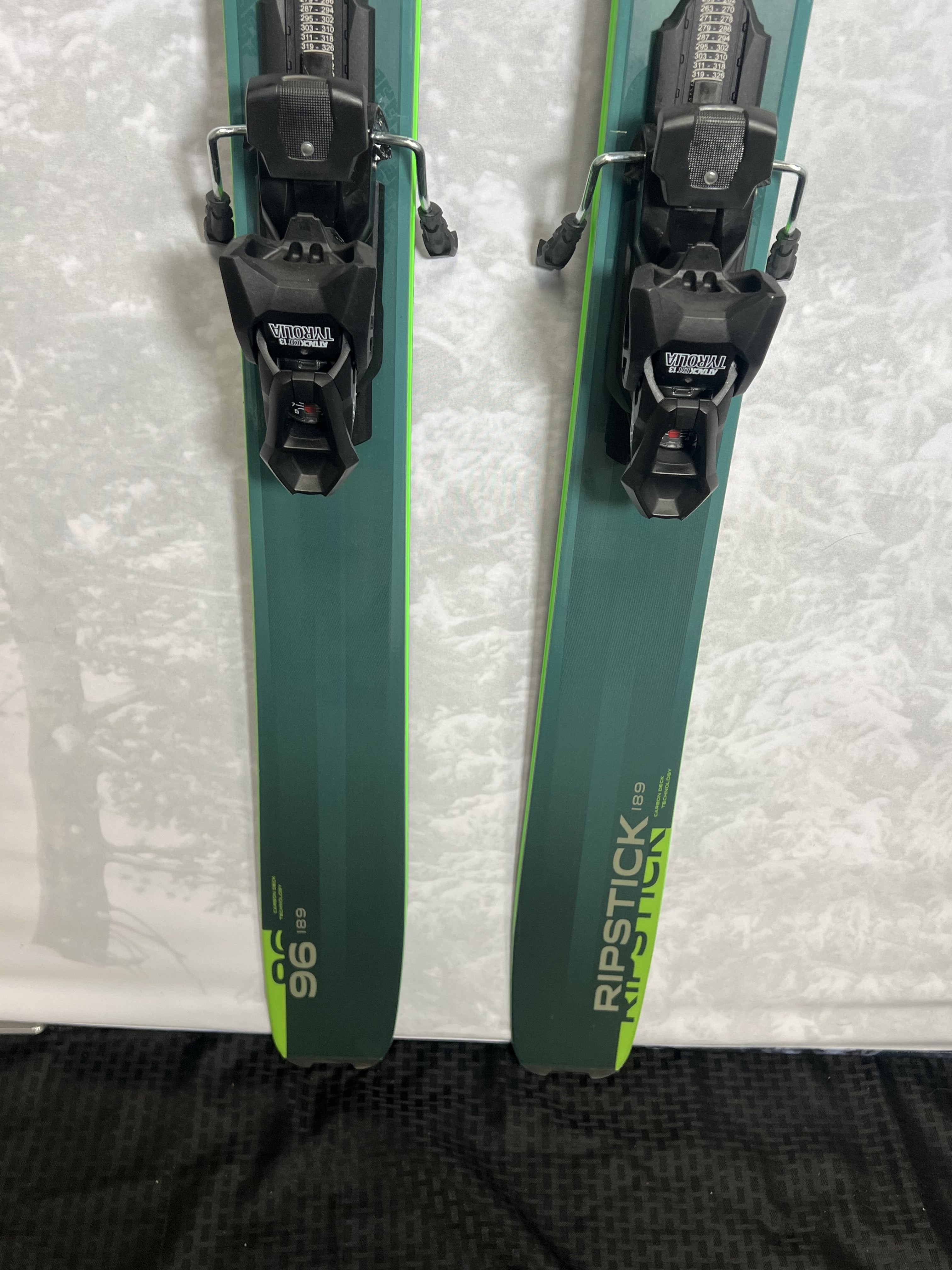 Lightly Used 2025 Elan Ripstick 96 - 189cm w/ Tyrollia Attack 13 adjustable GW bindings