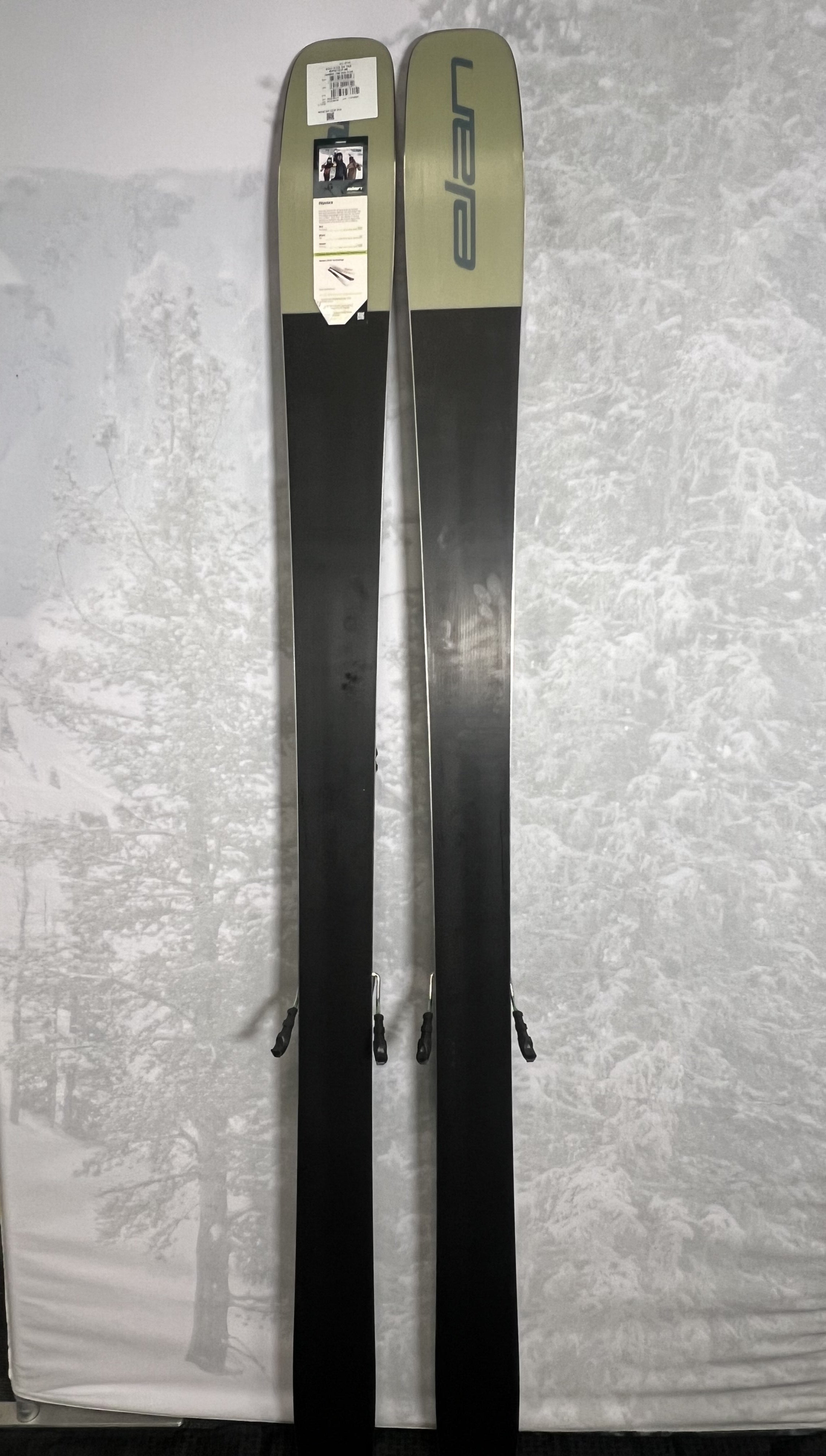 Lightly Used 2025 Elan Ripstick 96 - 189cm w/ Tyrollia Attack 13 adjustable GW bindings
