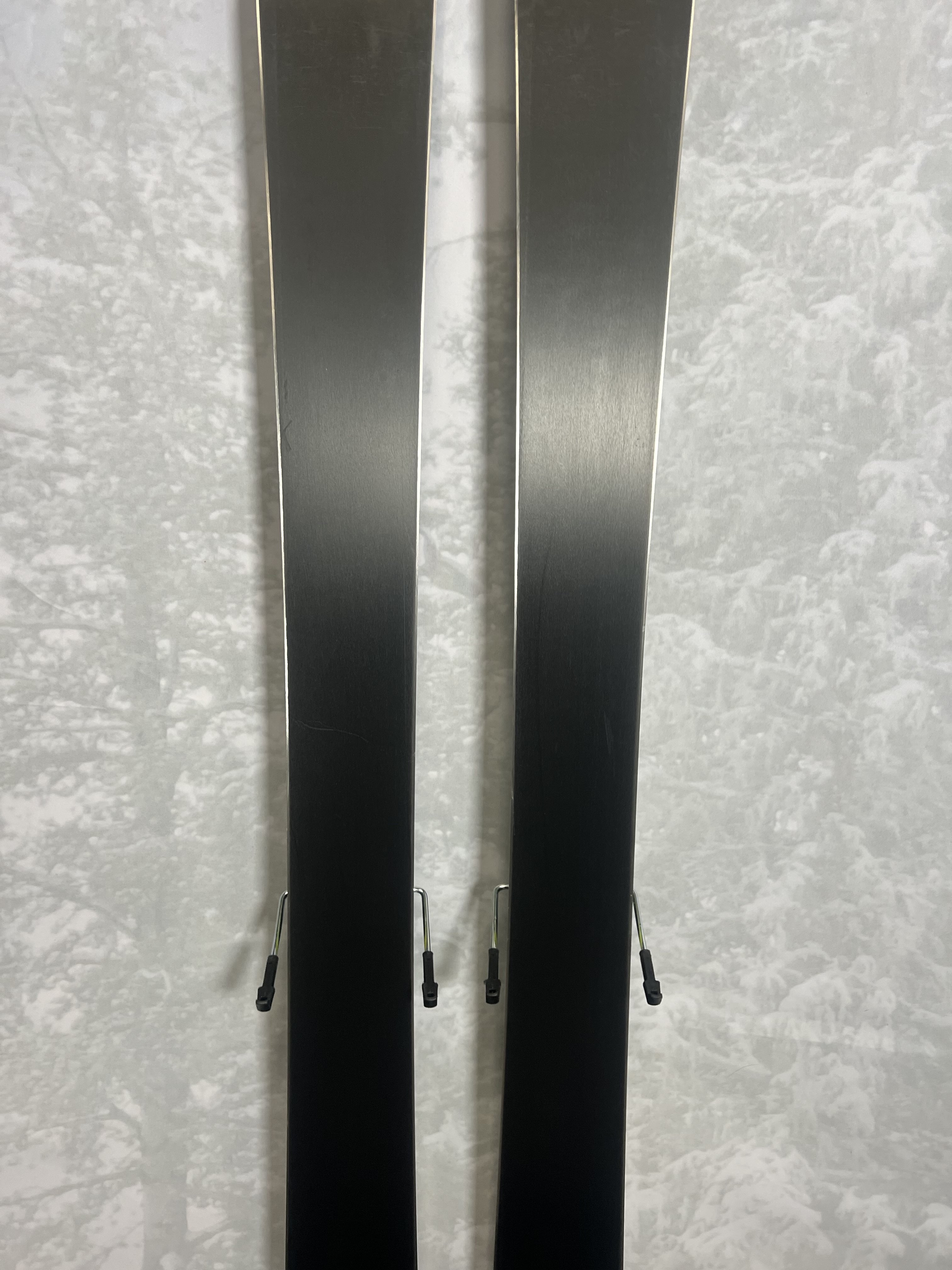Lightly Used Rossignol Sender Soul 102 172cm Skis w/ Look NX 12 Bindings