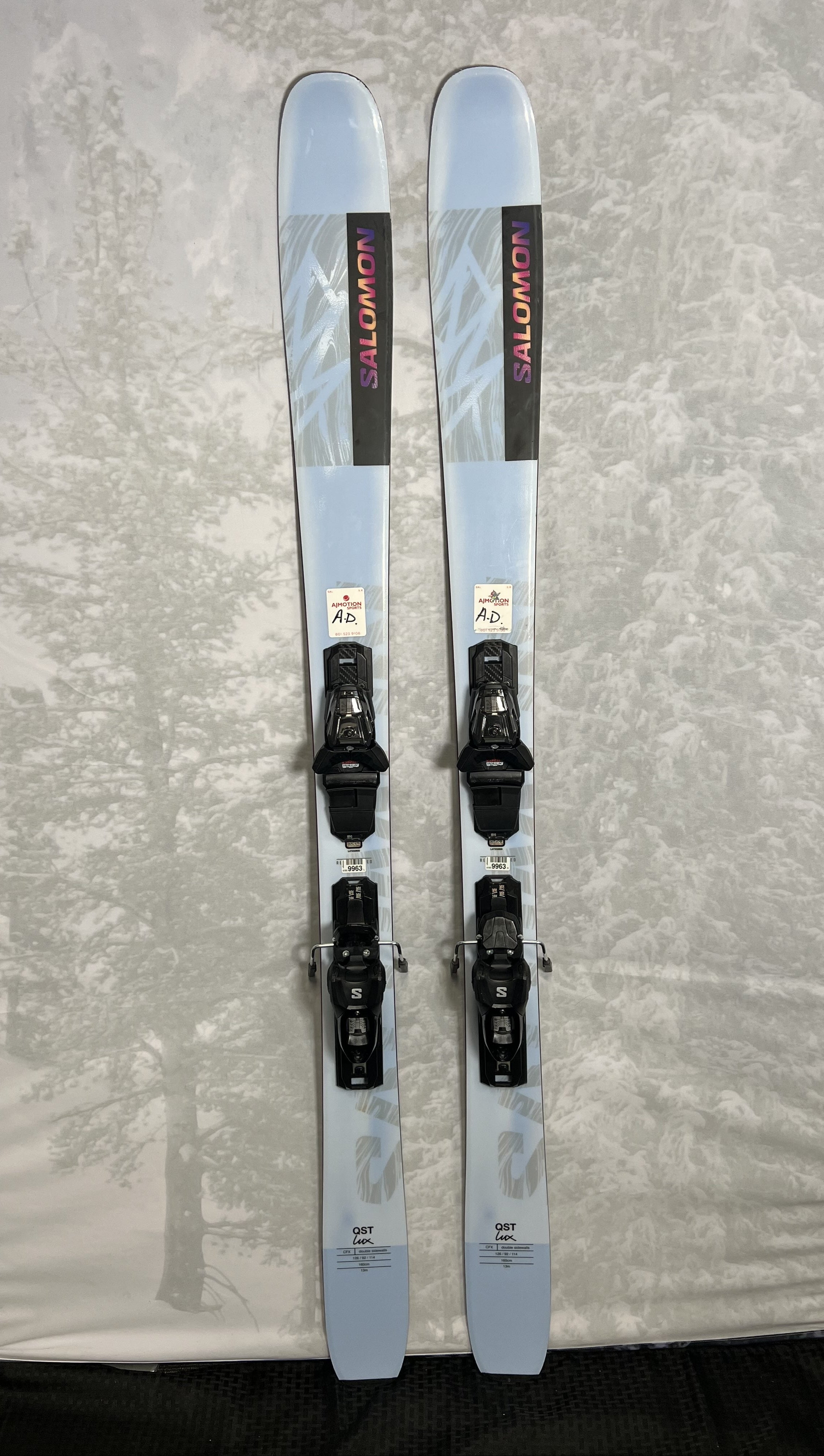 Used 2025 Salomon QST Lux 92 Skis- 160 cm w/ Salomon M10 Binding