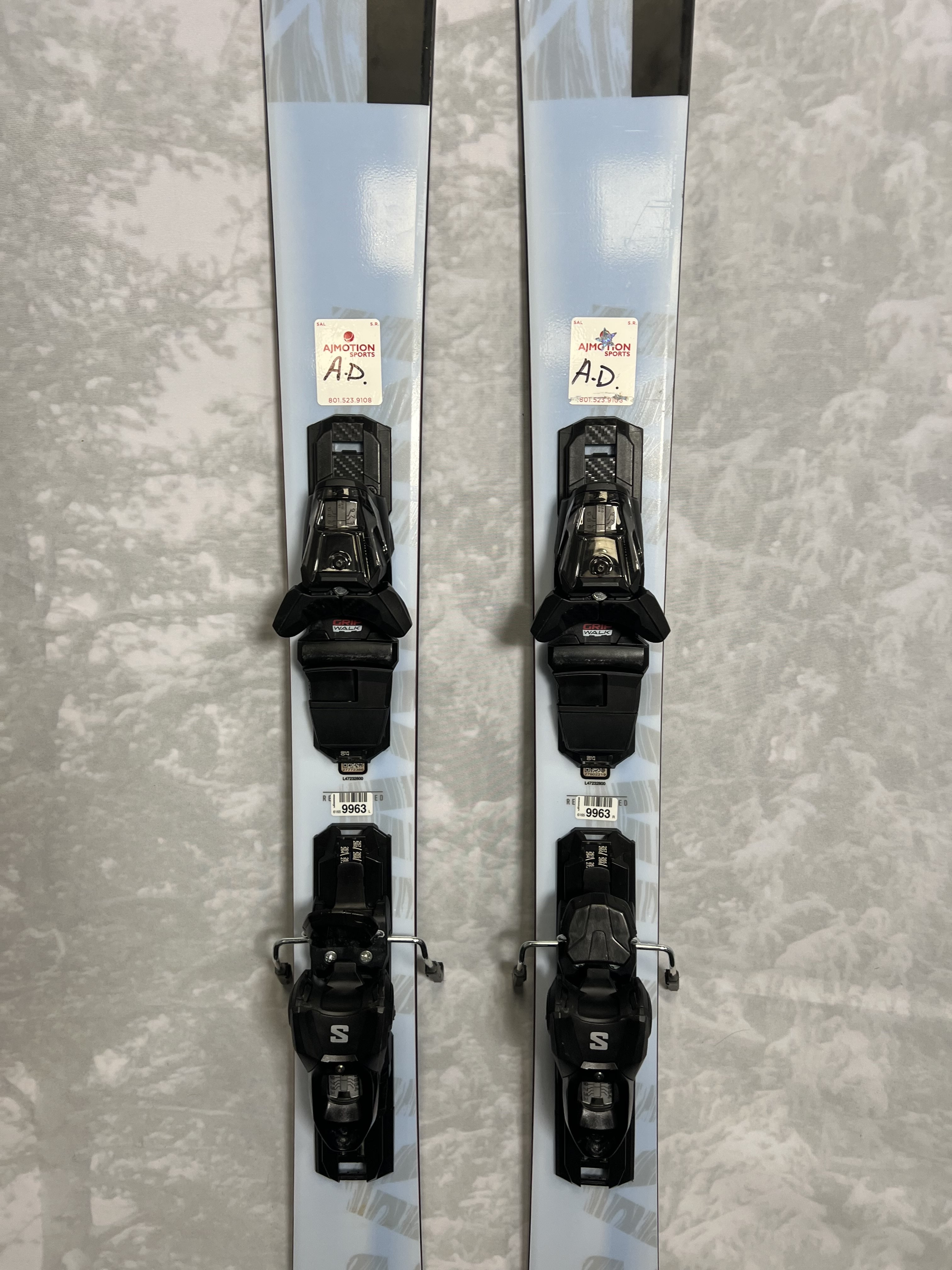 Used 2025 Salomon QST Lux 92 Skis- 160 cm w/ Salomon M10 Binding
