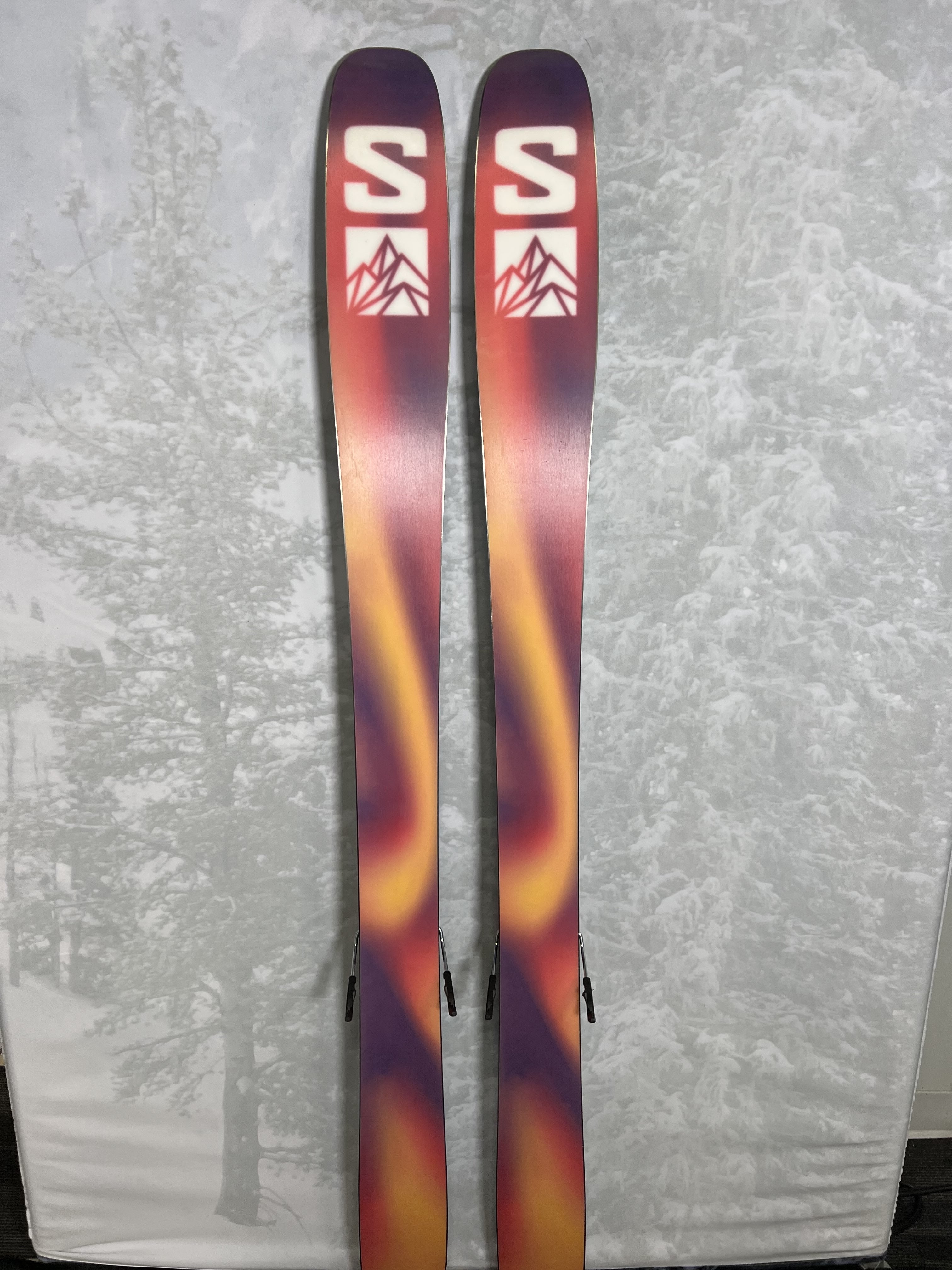 Used 2024 Salomon QST Lumen 98 Ski- 160 cm w/ Salomon M10 Binding