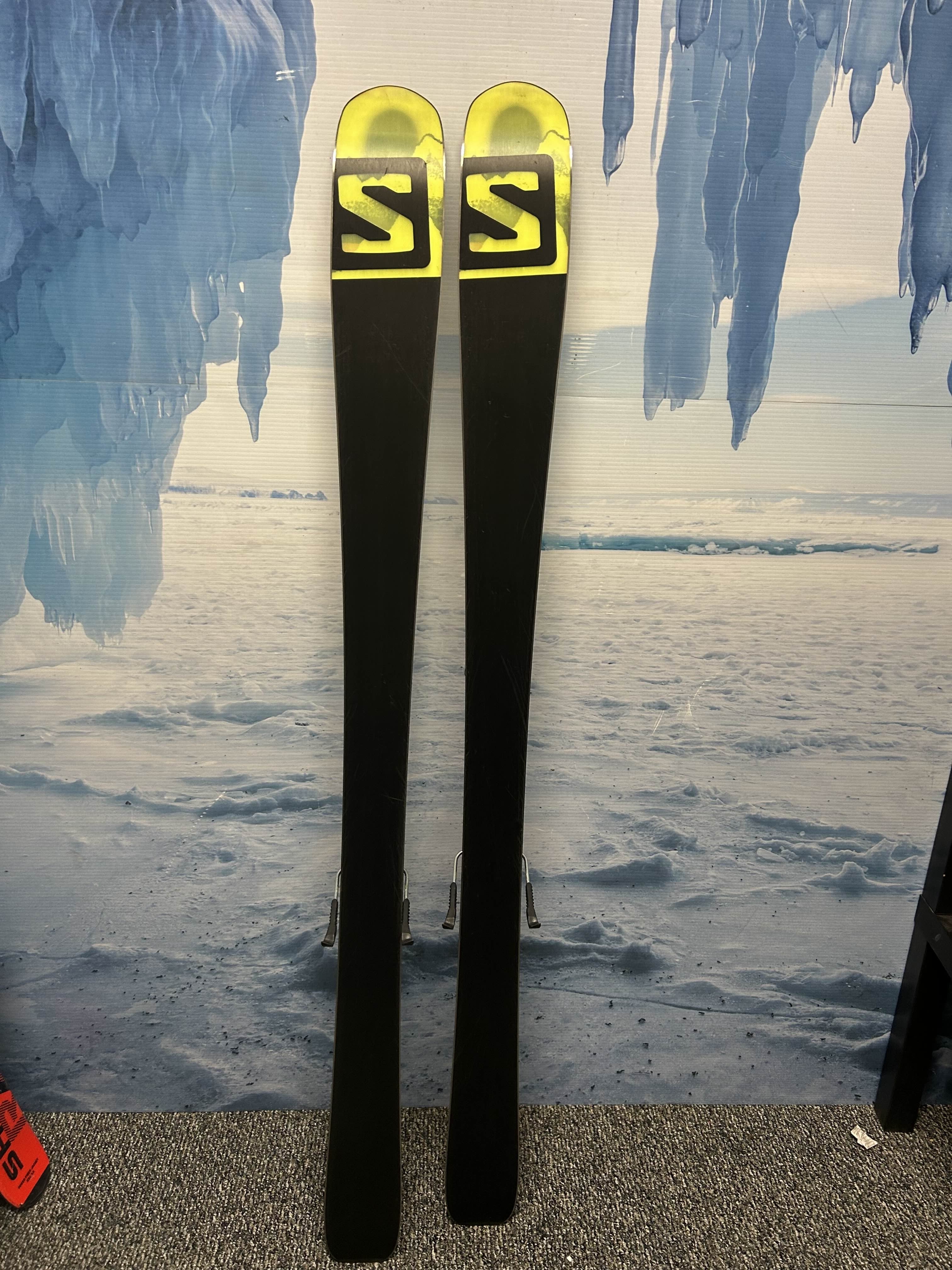 Used Salomon Q85 160cm Skis w/ Tyrolia Sp12 Demo Binding