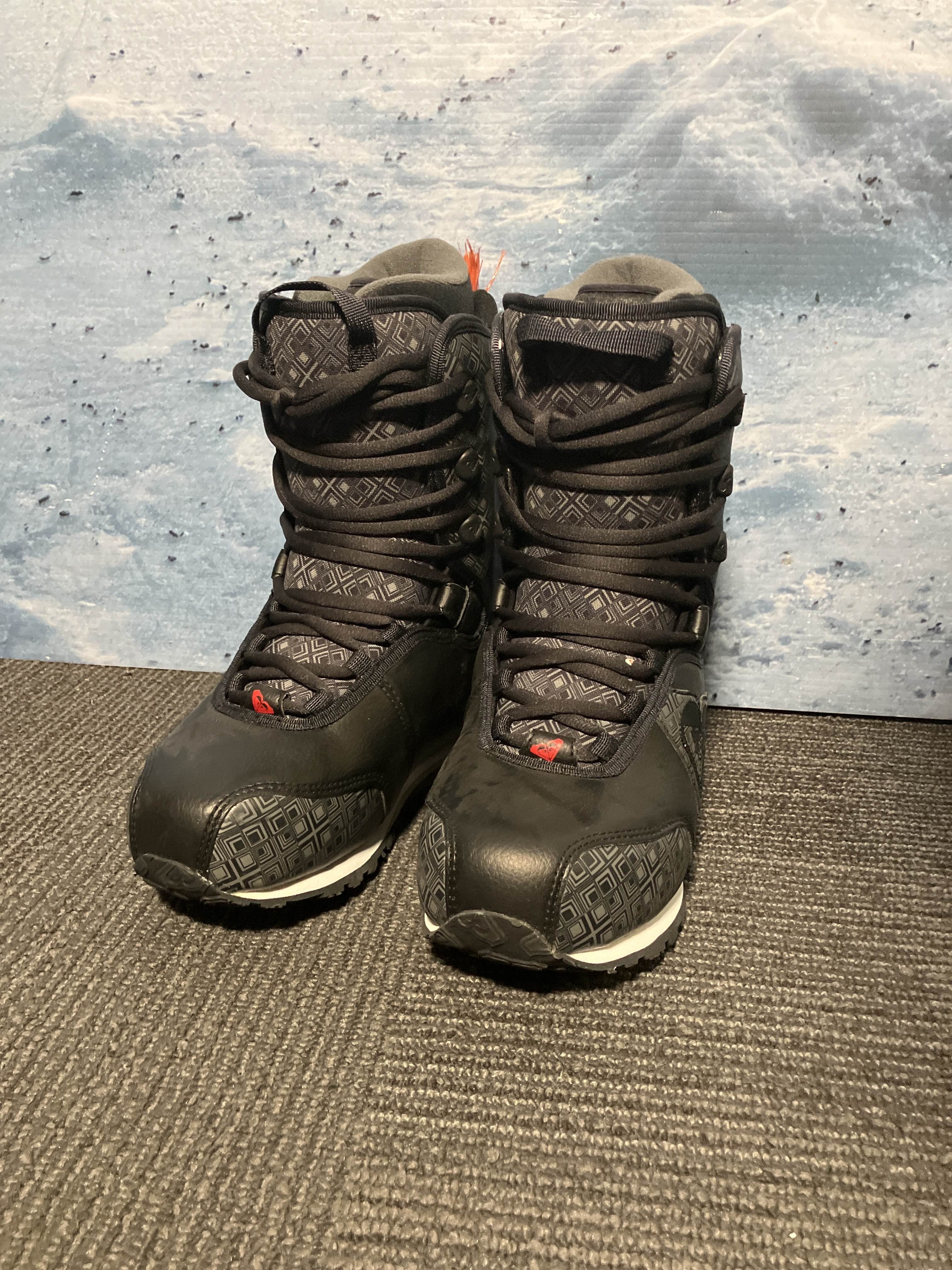 New Roxy Lace Up Snowboard Boot - W 6.5