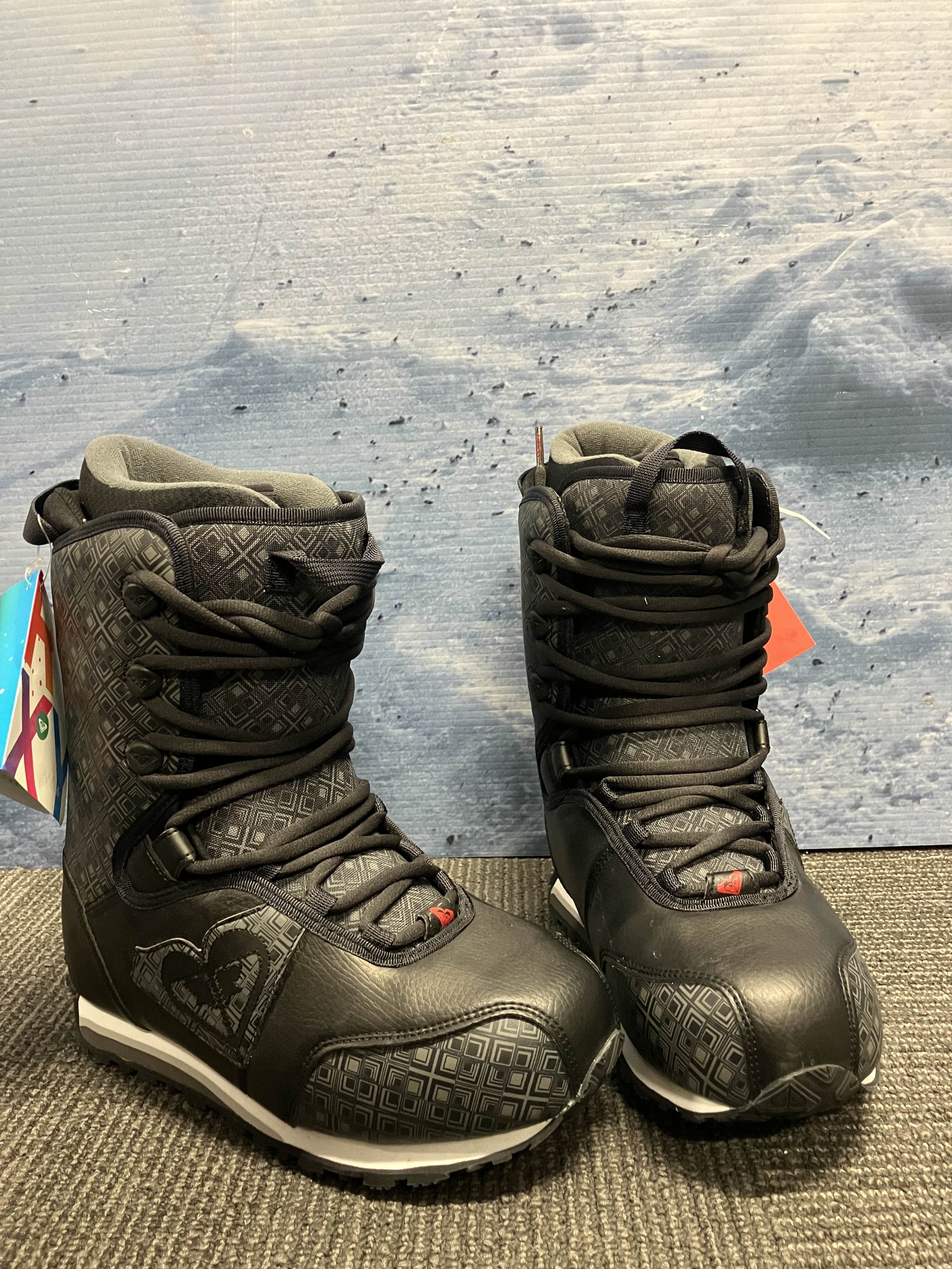 New Roxy Lace Up Size 8.5 Snowboard Boot