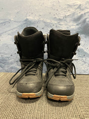 New Forum Lace Up Size W8.5 Snowboard Boot