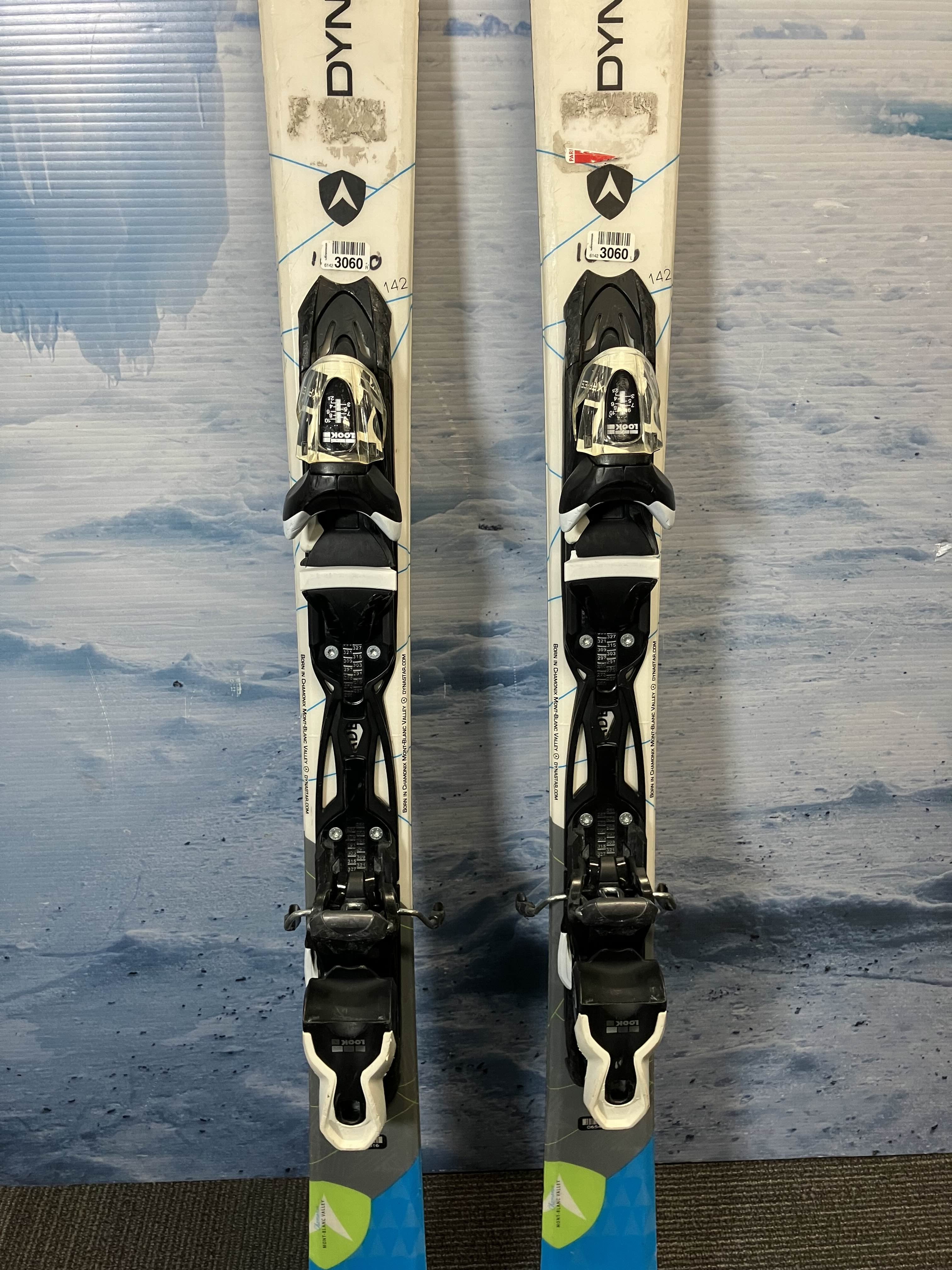 Used Dynastar Power Track 4x4 142cm Skis w/ Look NX 10 Demo Binding