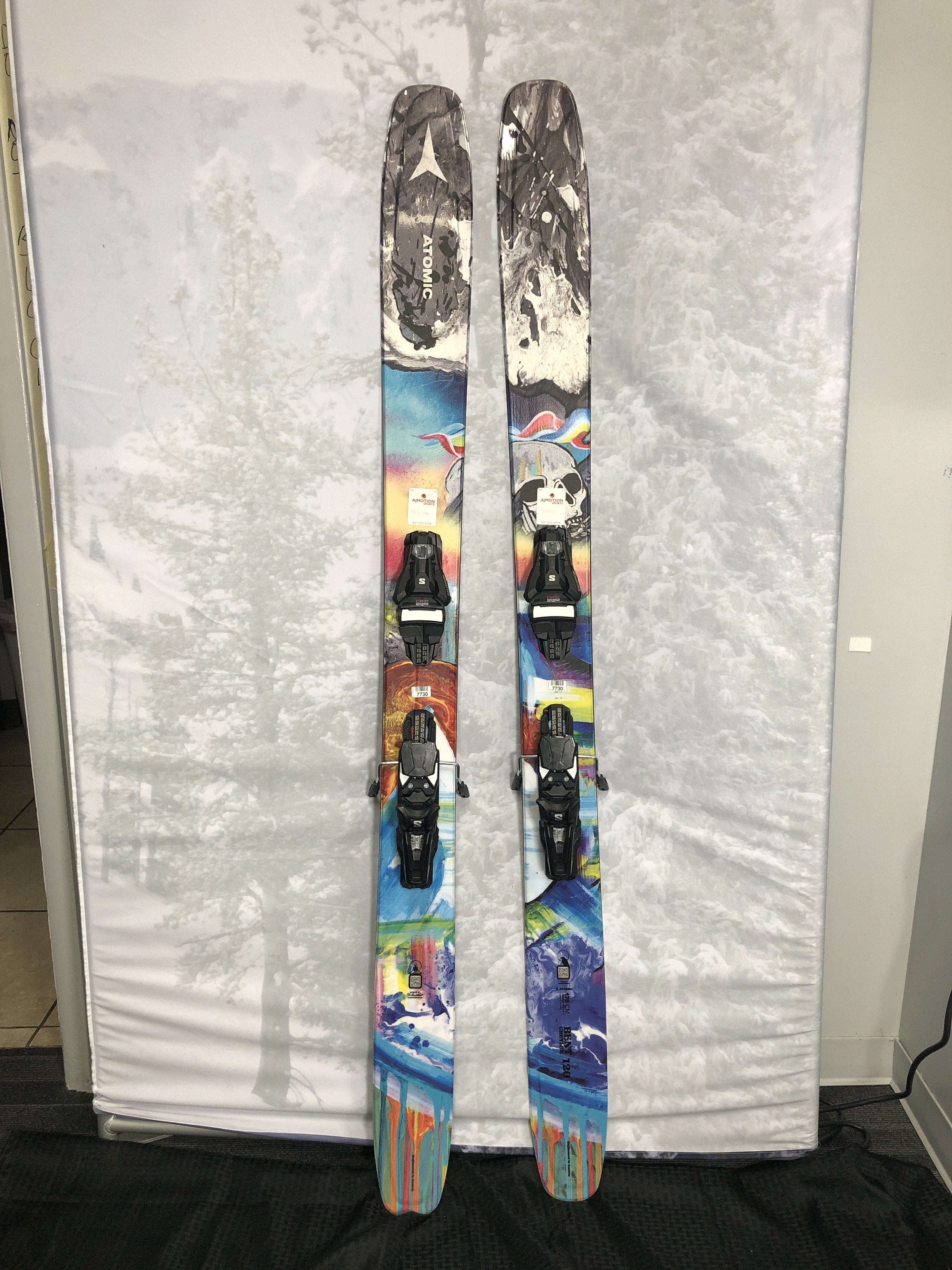 Lightly Used 2025 Atomic Bent Chetler 120 Skis - 176cm w/ Salomon Strive 13 GW Binding