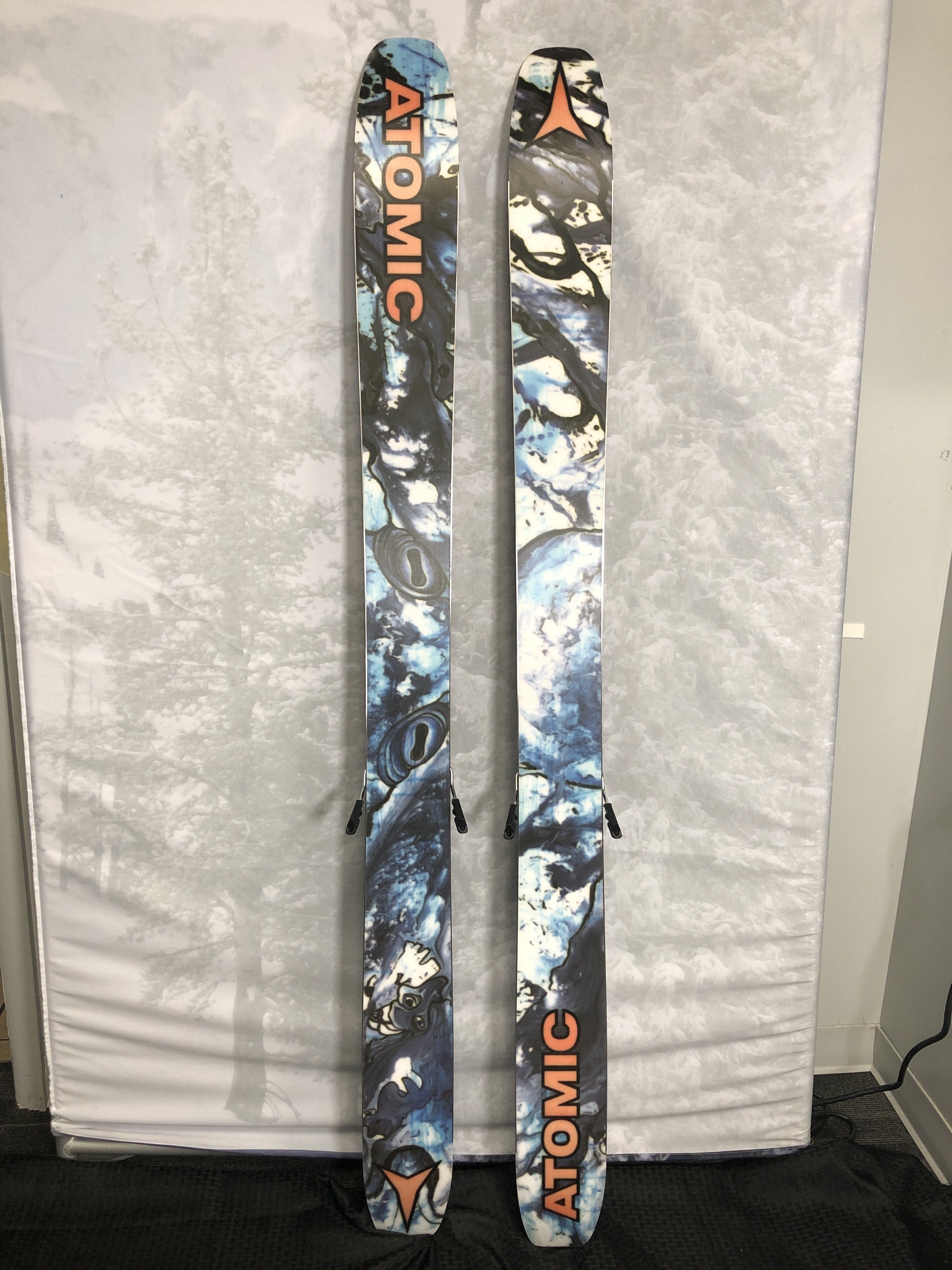 Lightly Used 2025 Atomic Bent Chetler 120 Skis - 176cm w/ Salomon Strive 13 GW Binding