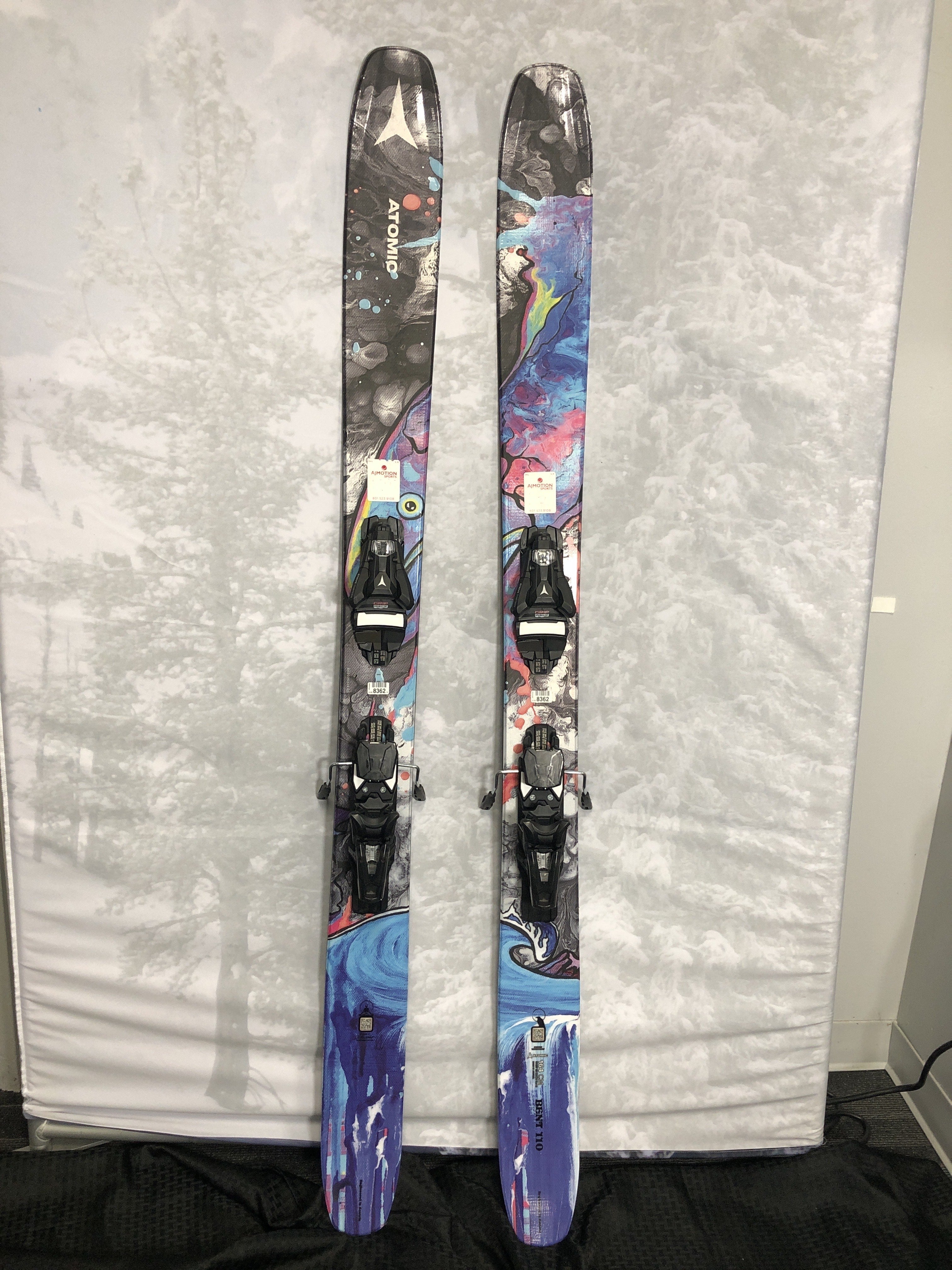 Lightly Used 2025 Atomic Bent Chetler 110 Skis - 164cm w/ Atomic Strive 13 GW Binding