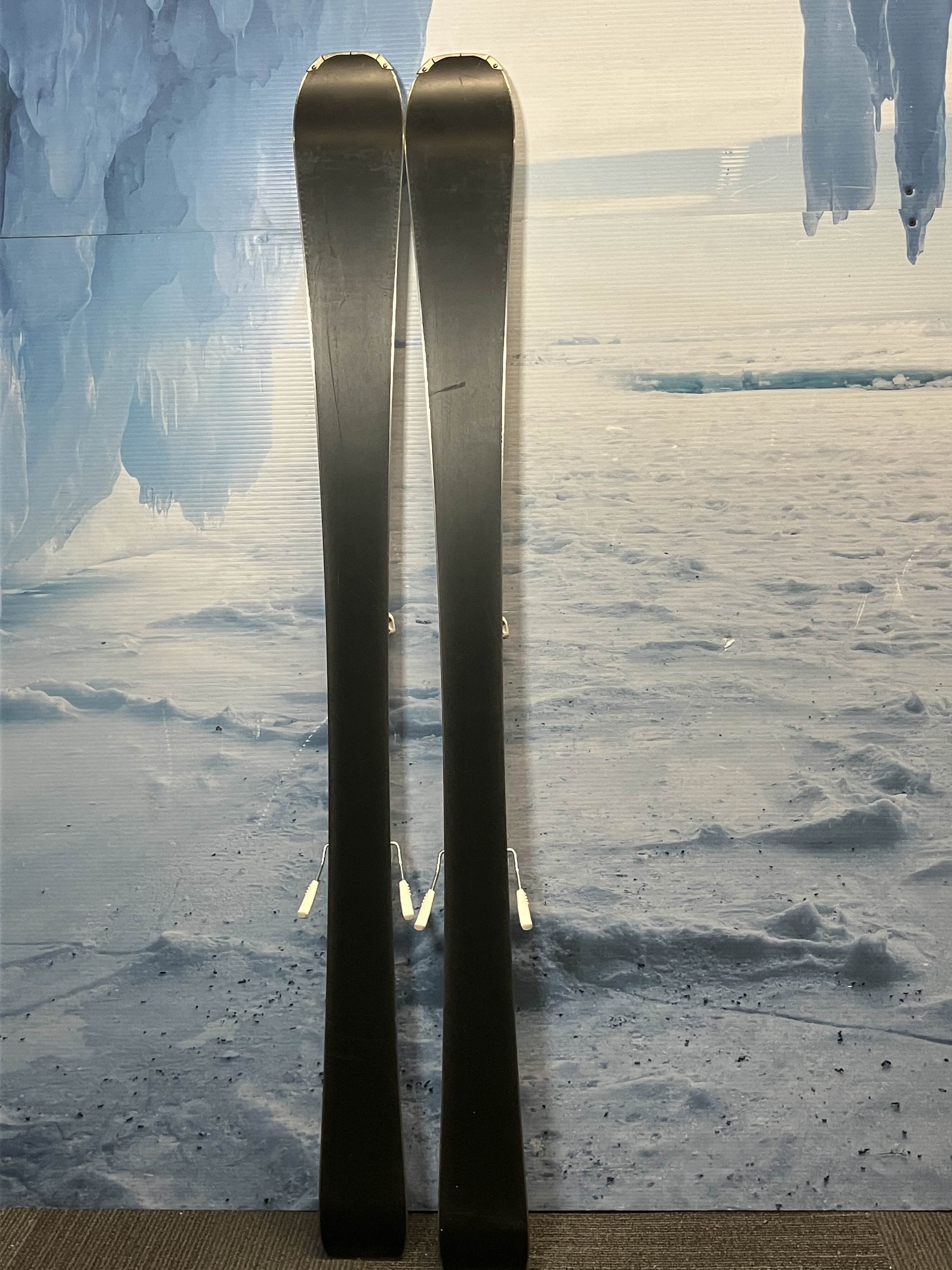 Used Head Pure Joy 143 Cm Skis w/ Tyrolia SLR 90 Bindings