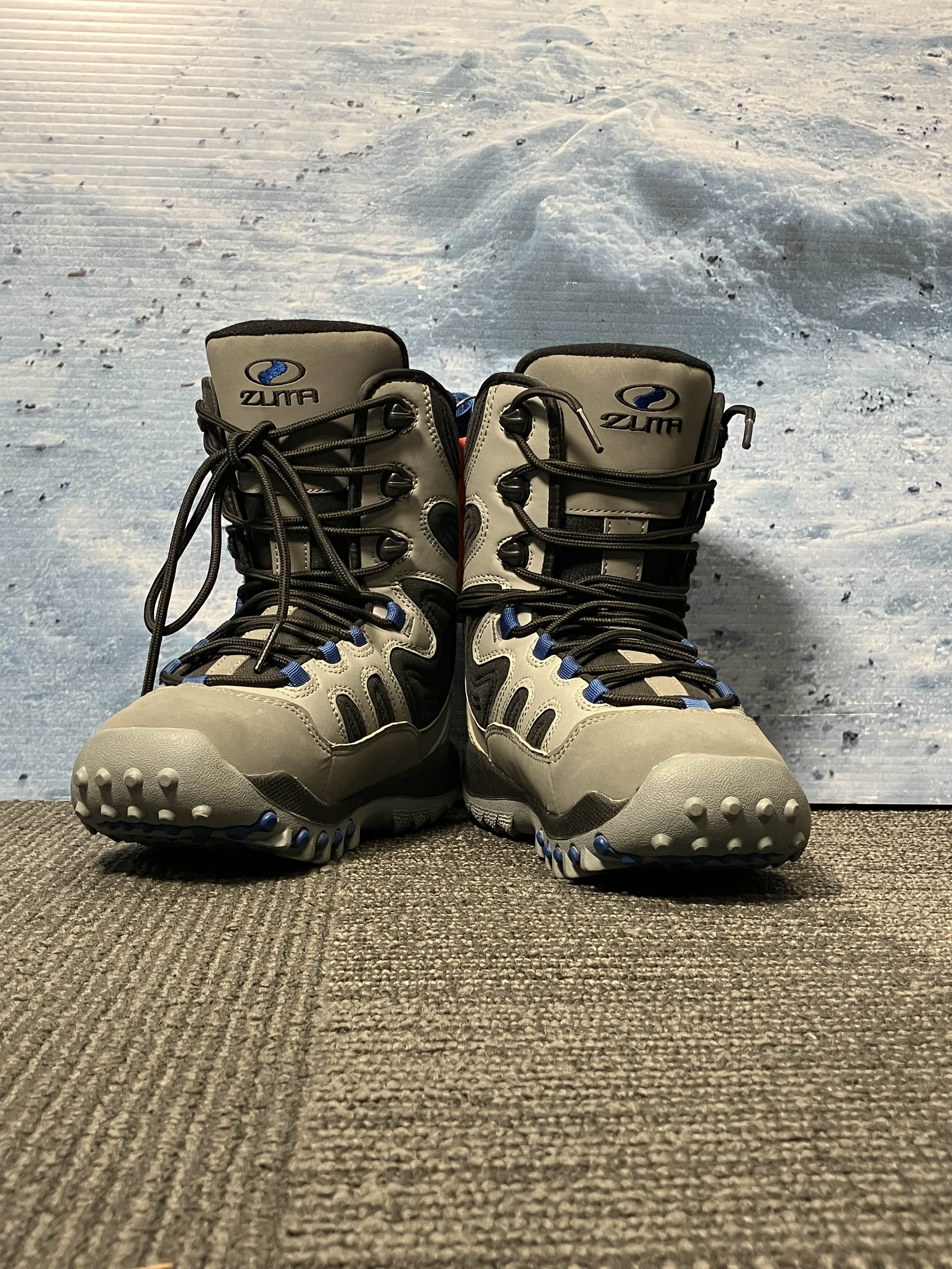 New Zuma Size 6 Snowboard Boot