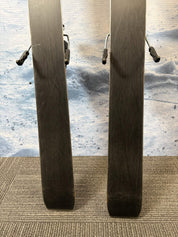 Used Atomic Vantage X 75 147cm Skis w/ Atomic E M10 GW Bindings