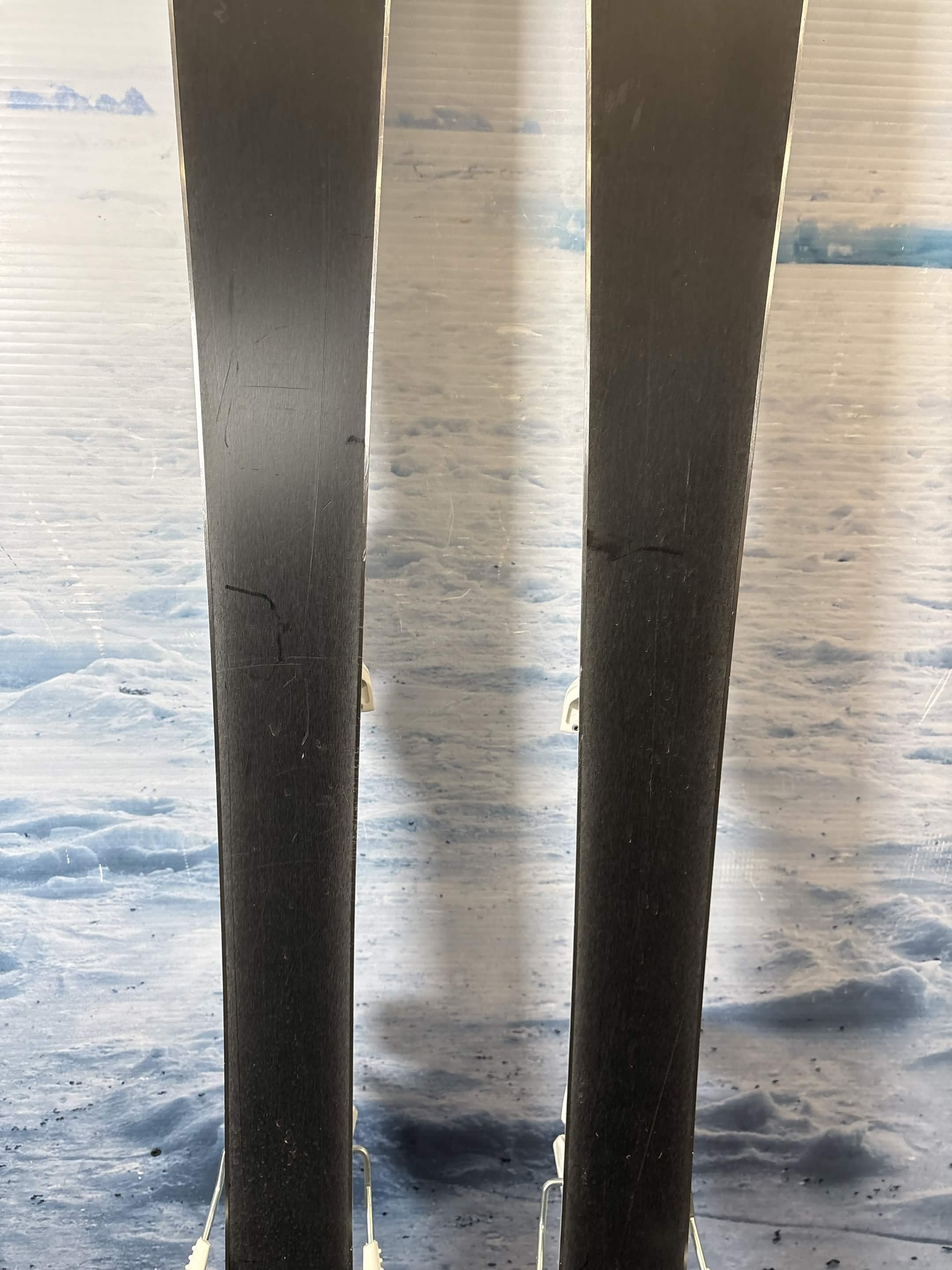 Used Head Pure Joy 148Cm Skis w/ Joy 9 GW SLR Bindings