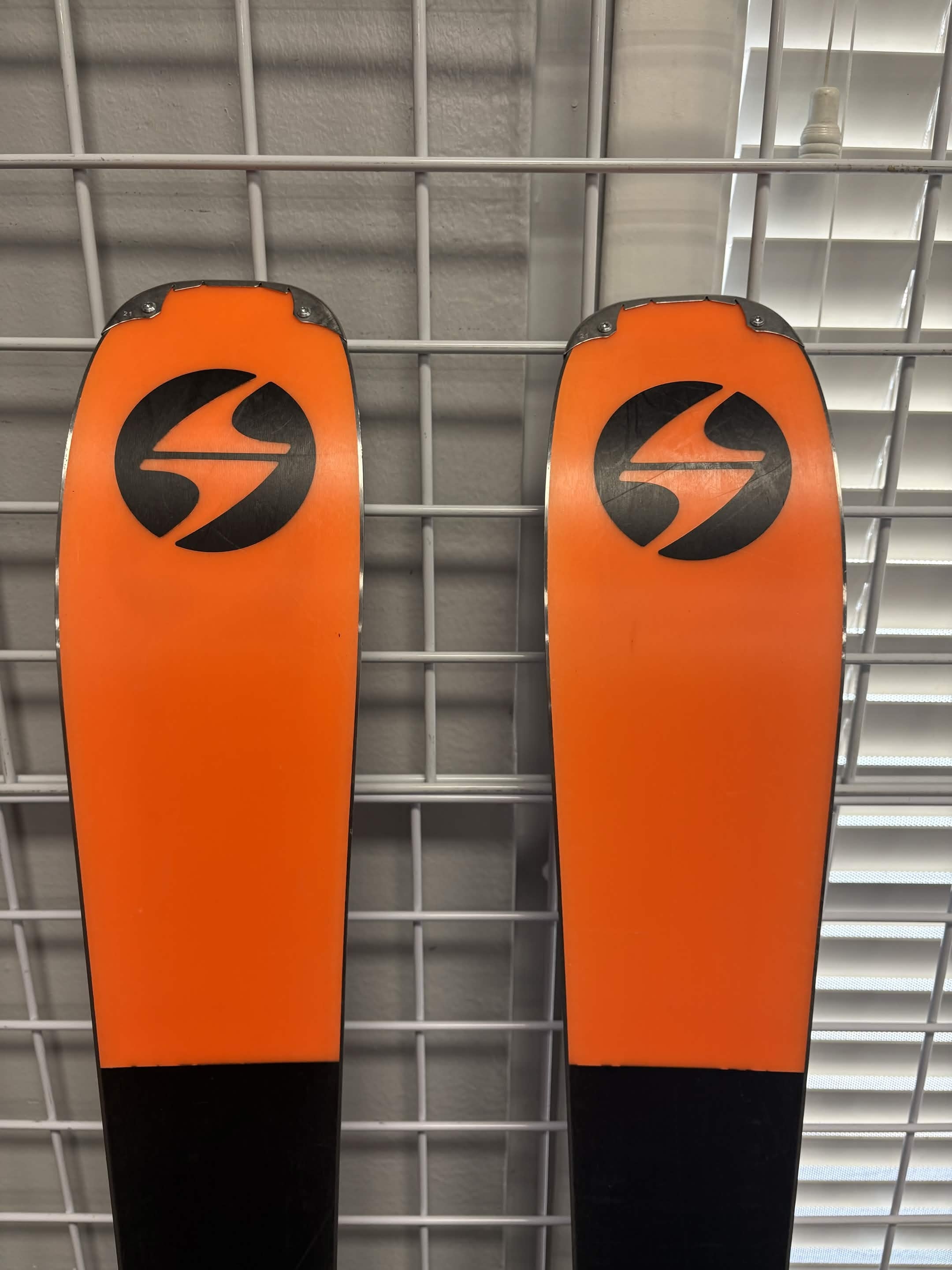 Lightly Used Blizzard Black Pearl 88 152cm Skis w/ Marker 11 TCX Bindings