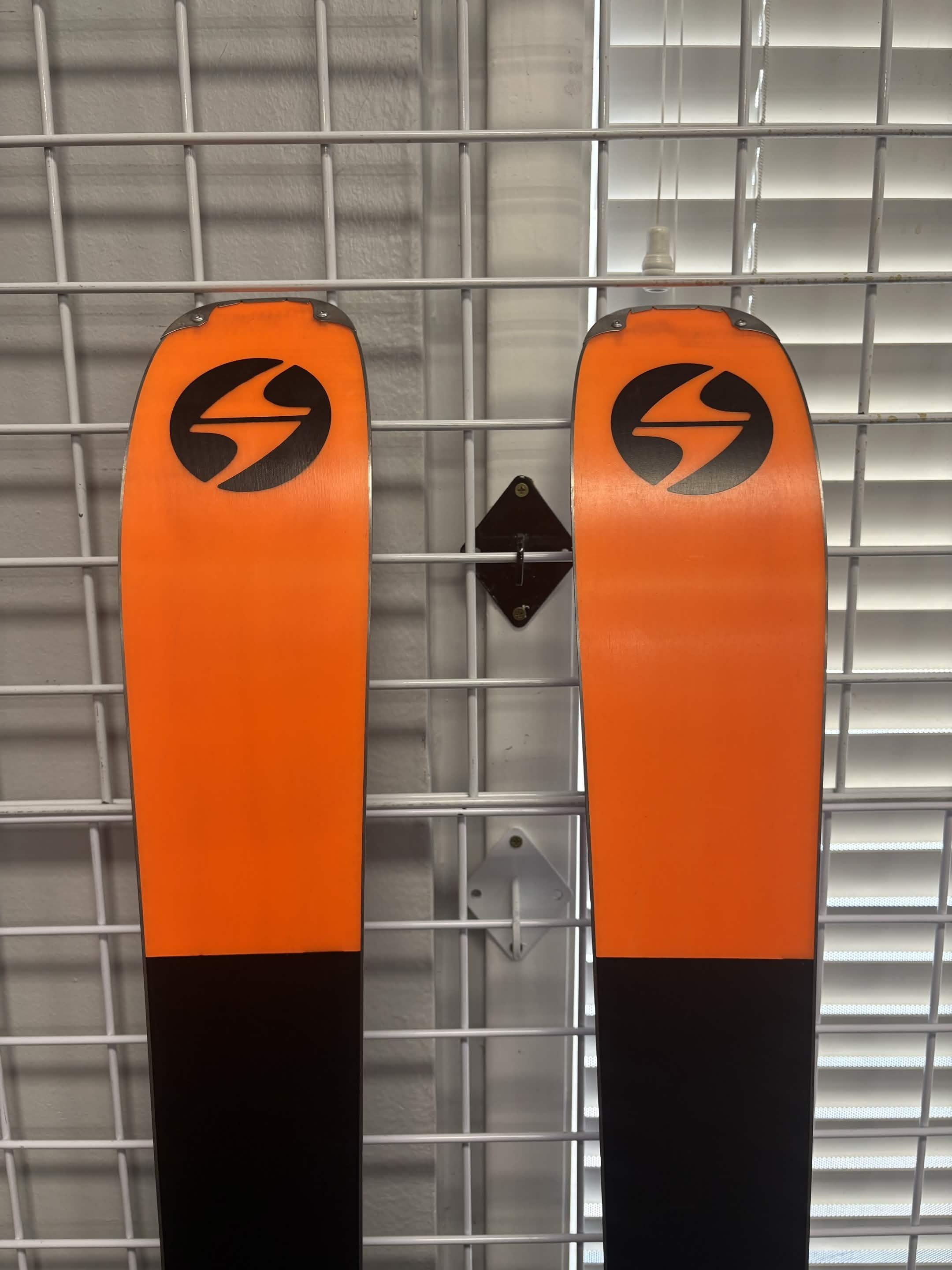 Lightly Used Blizzard Black Pearl 88 158cm Skis w/ Marker 11 TCX Bindings