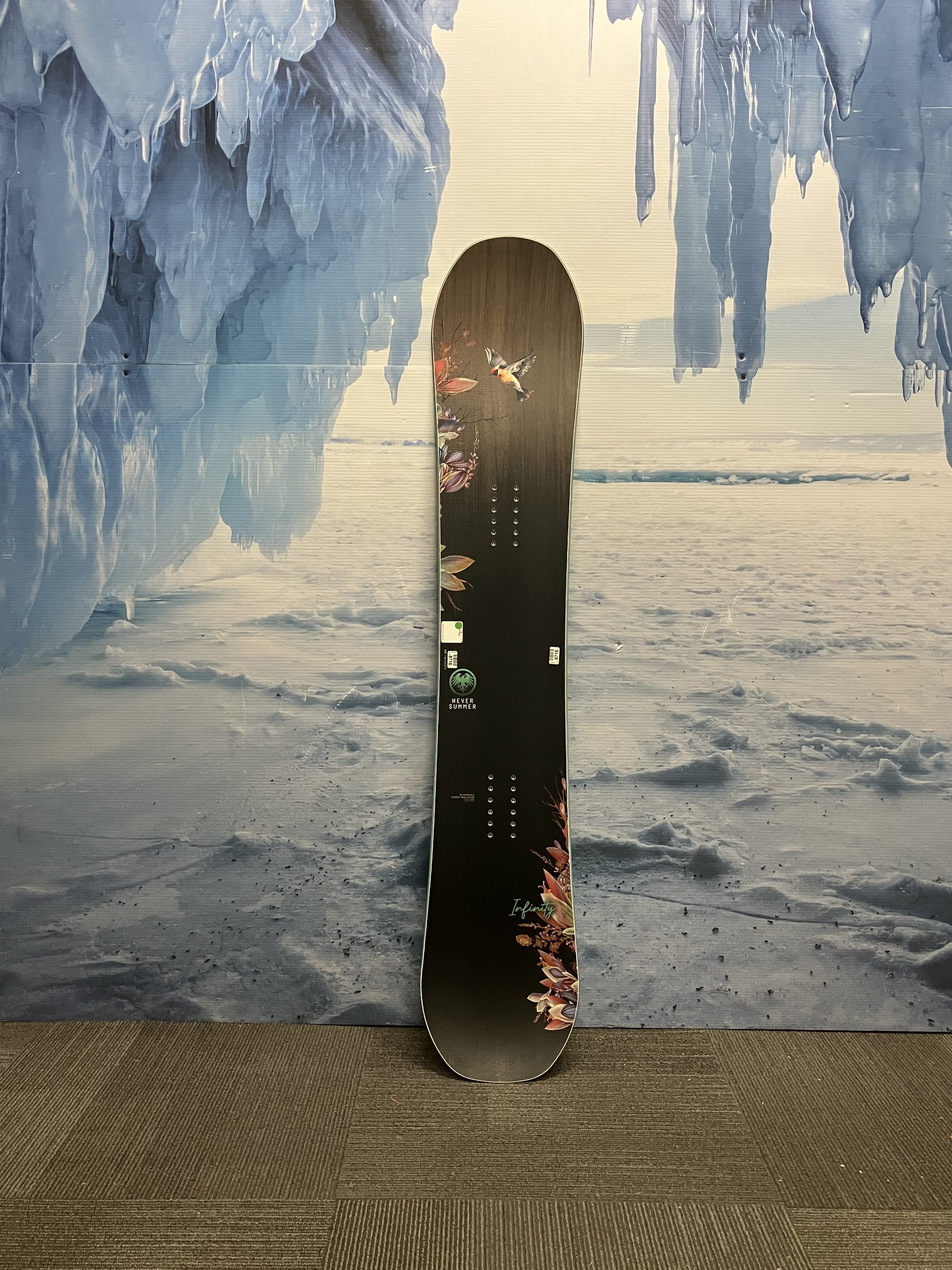 Used Never Summer Infinity 148 Cm Snowboard – AJ Motion Sports