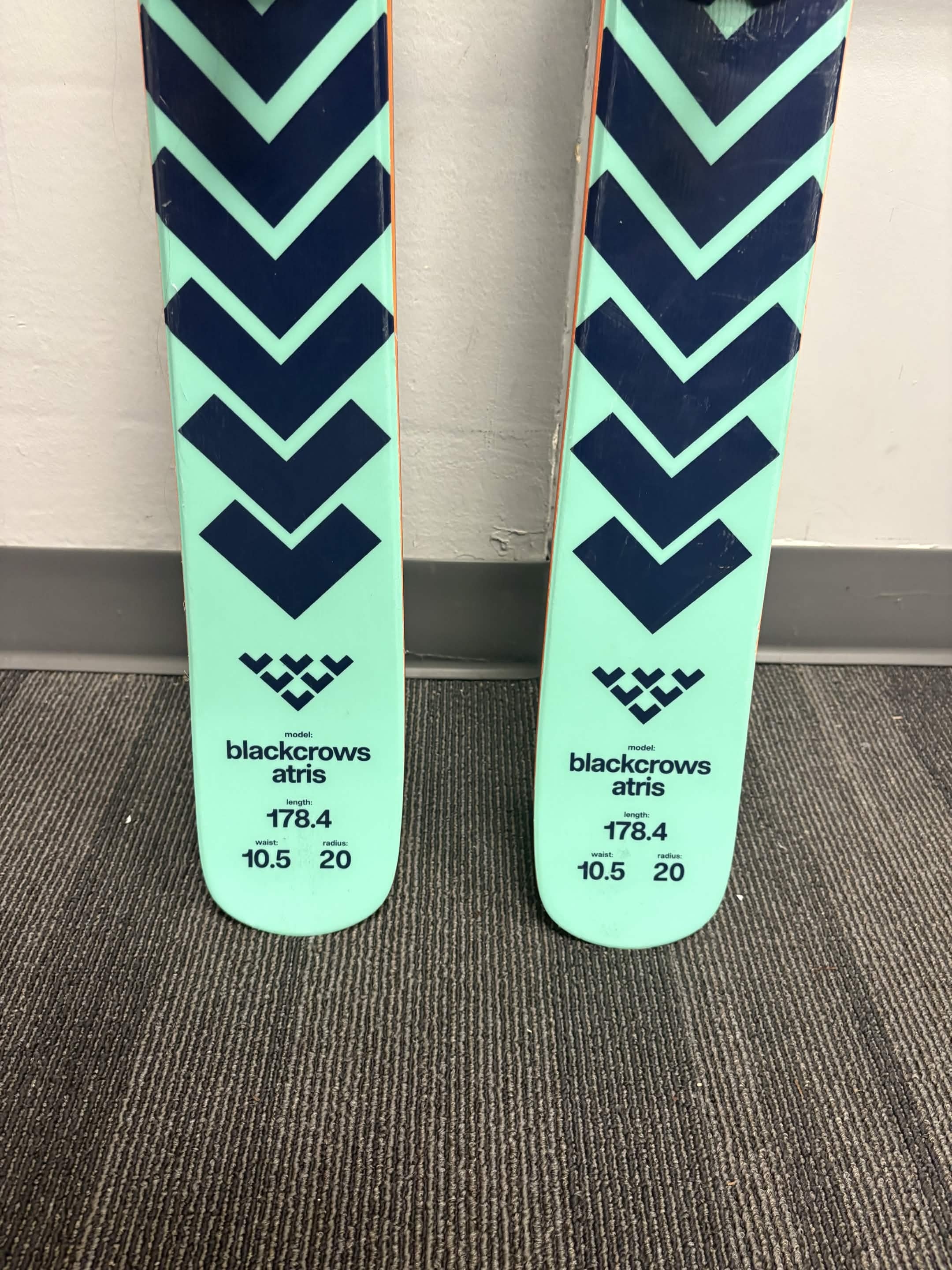 Black Crows Atris 178cm Skis w/ Atomic Strive 13 GW Demo Binding - Lightly Used