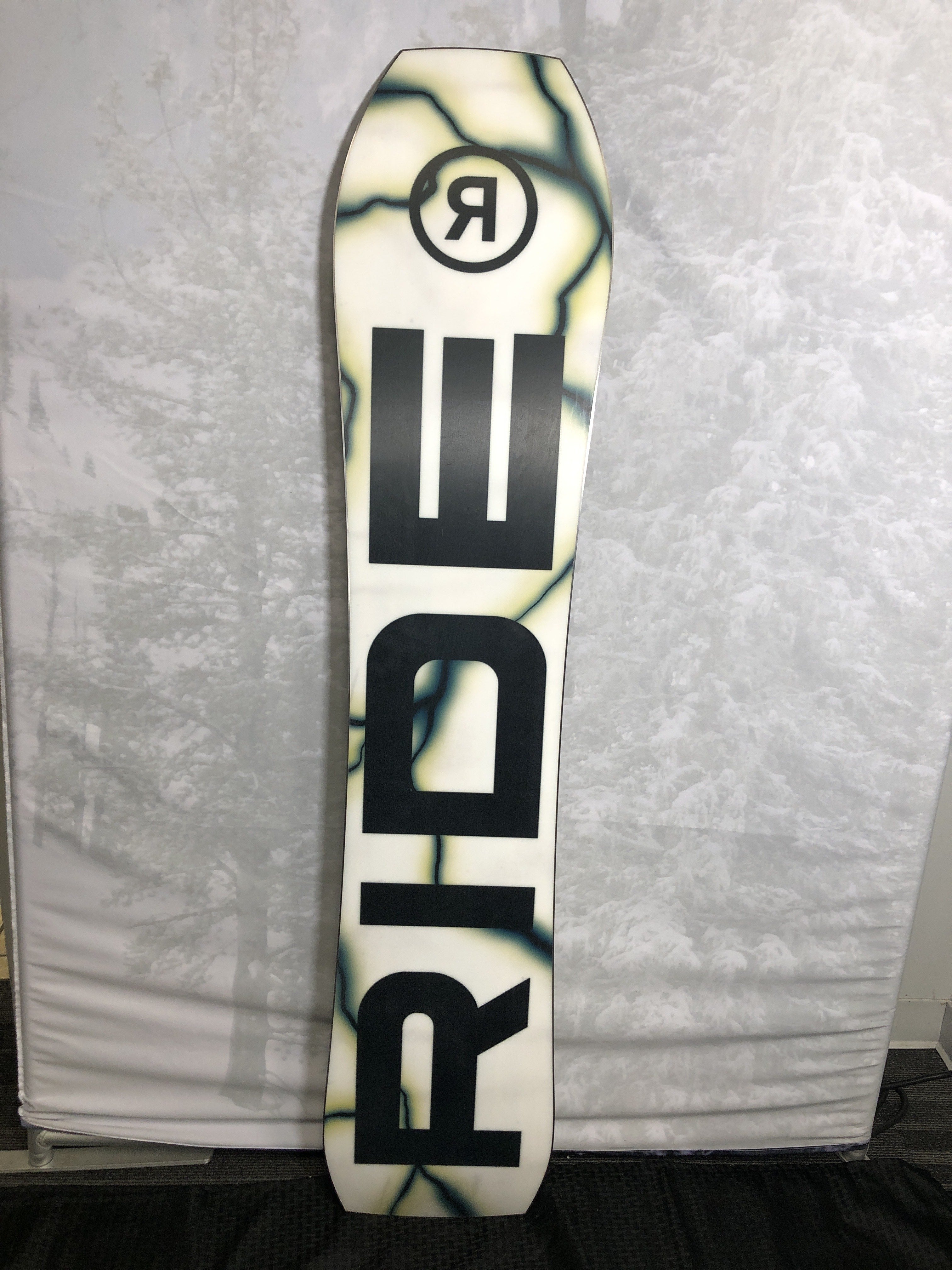 ボード RIDE - RIDE warpig 151cm Ride Warpig Snowboard White Black 151 | Boardparadise.com