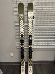 Black Crows Sato 167cm Skis w/ Salomon M12 GW Demo Binding - Lightly Used 2026