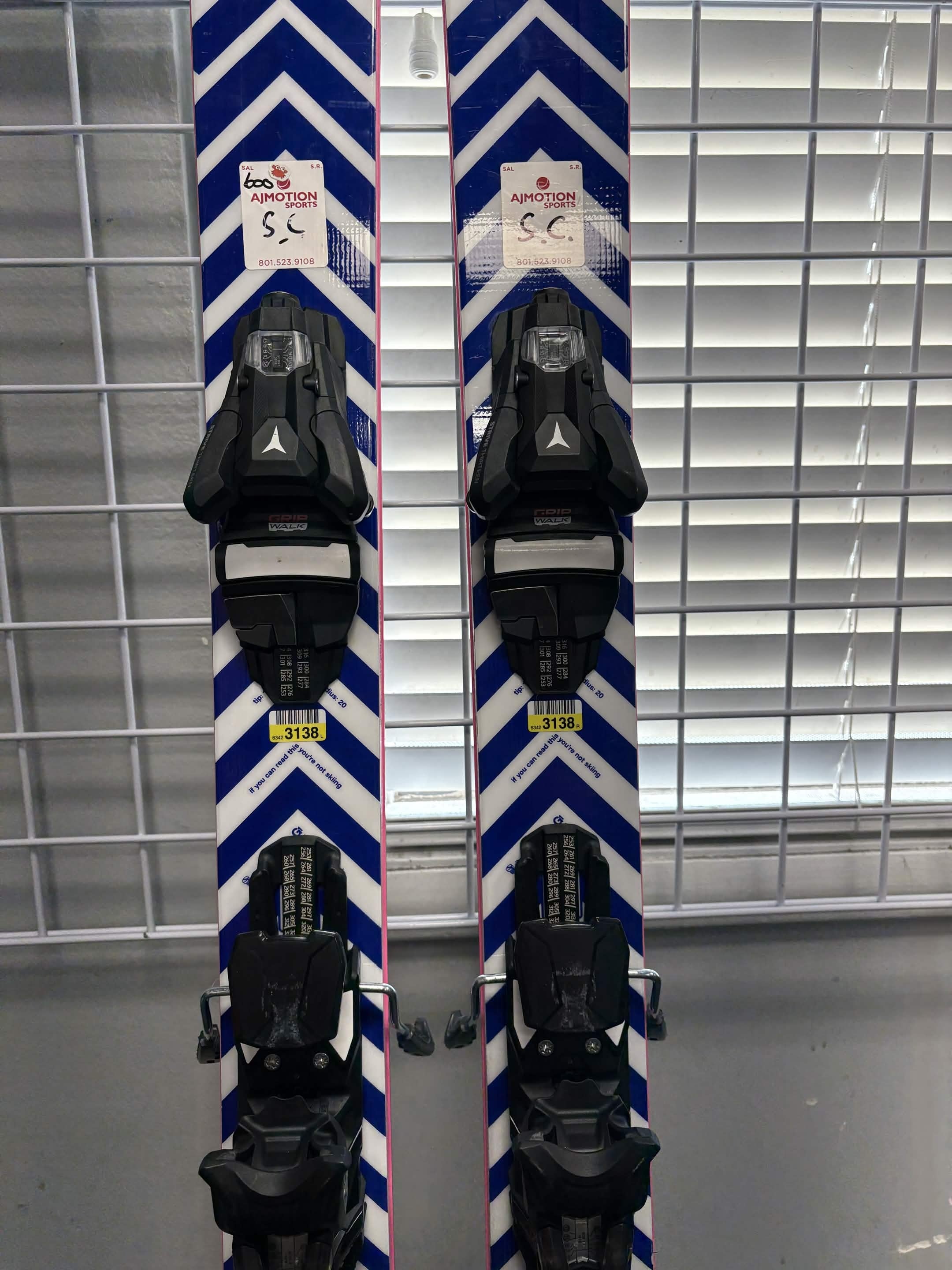 Black Crows Serpo 174cm Skis w/ Atomic Strive 13 GW Demo Binding - Lightly Used