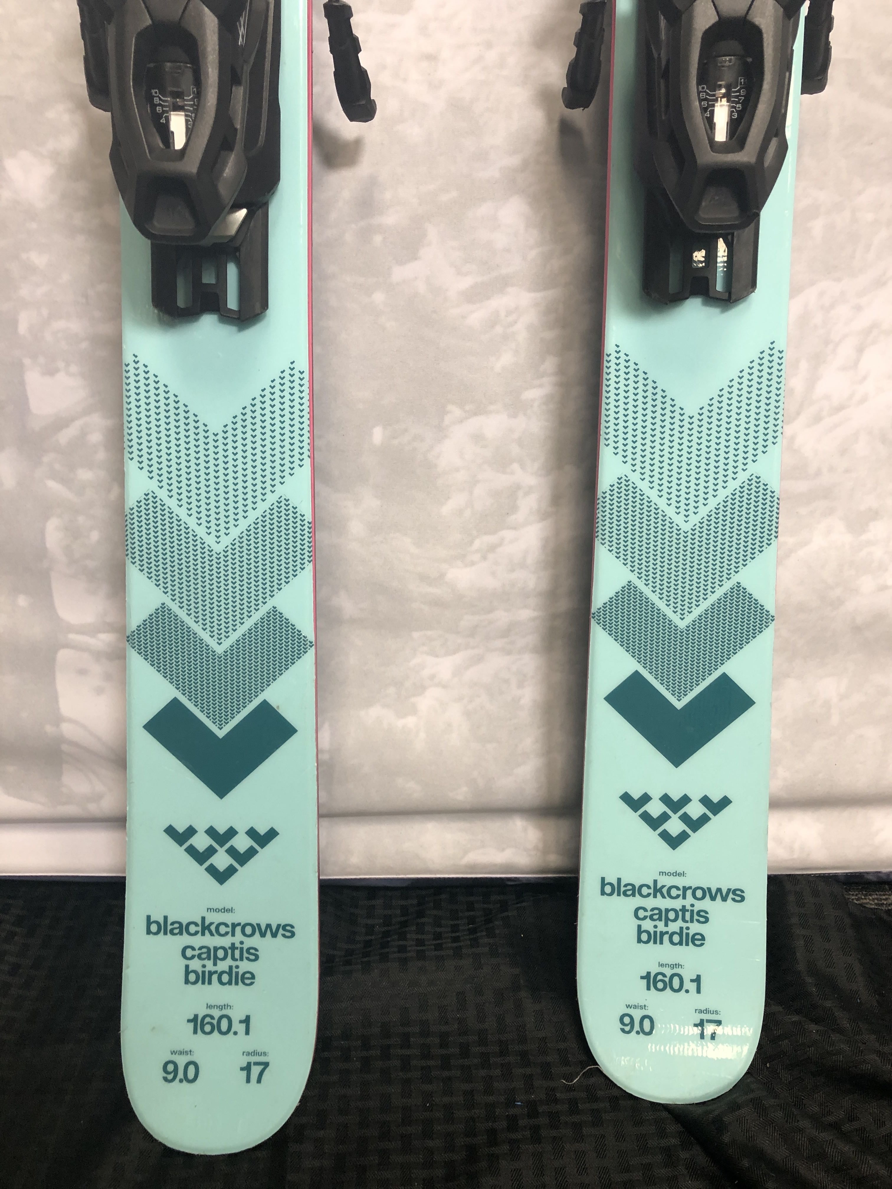 Used Black Crows Captis Birdie Skis-Women's  160 cm w/ Tyrolia Attack 11 GW Demo Bindings