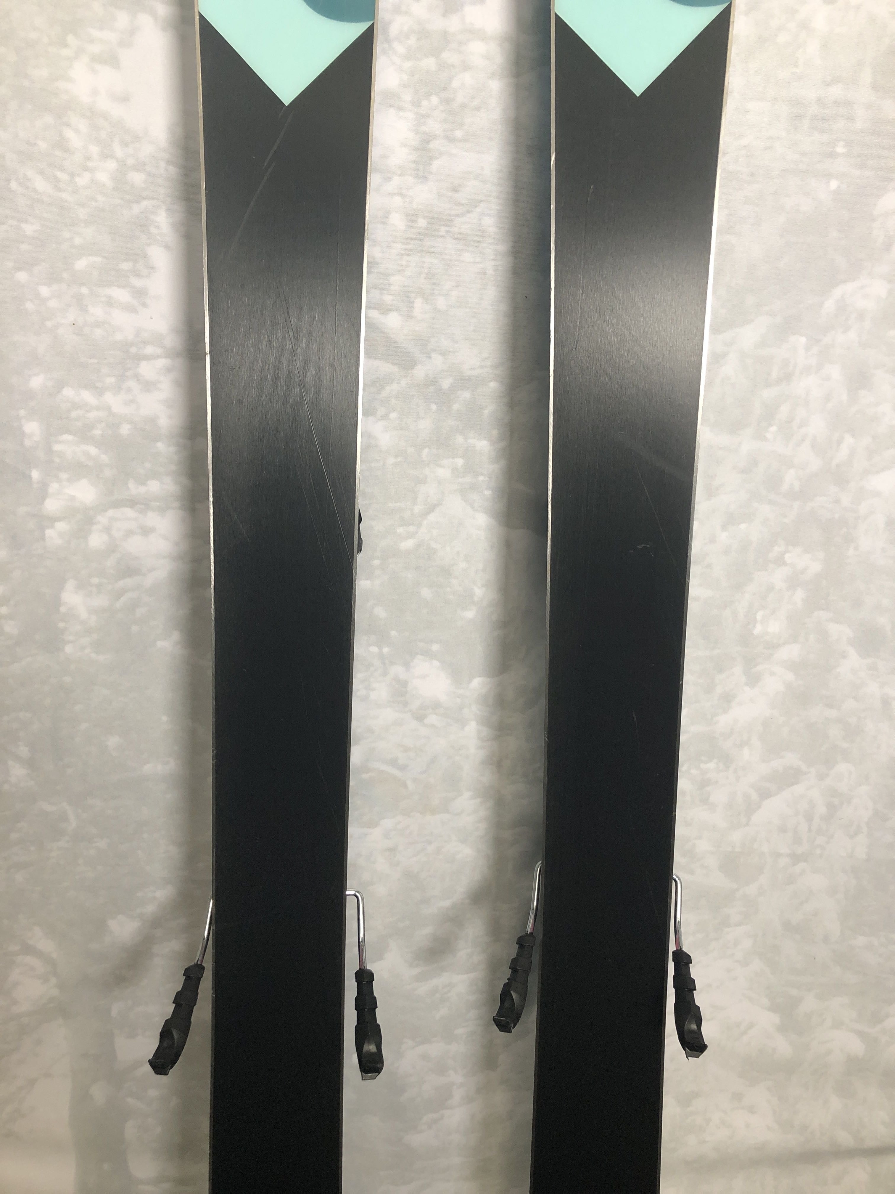 Used Black Crows Captis Birdie Skis-Women's  160 cm w/ Tyrolia Attack 11 GW Demo Bindings