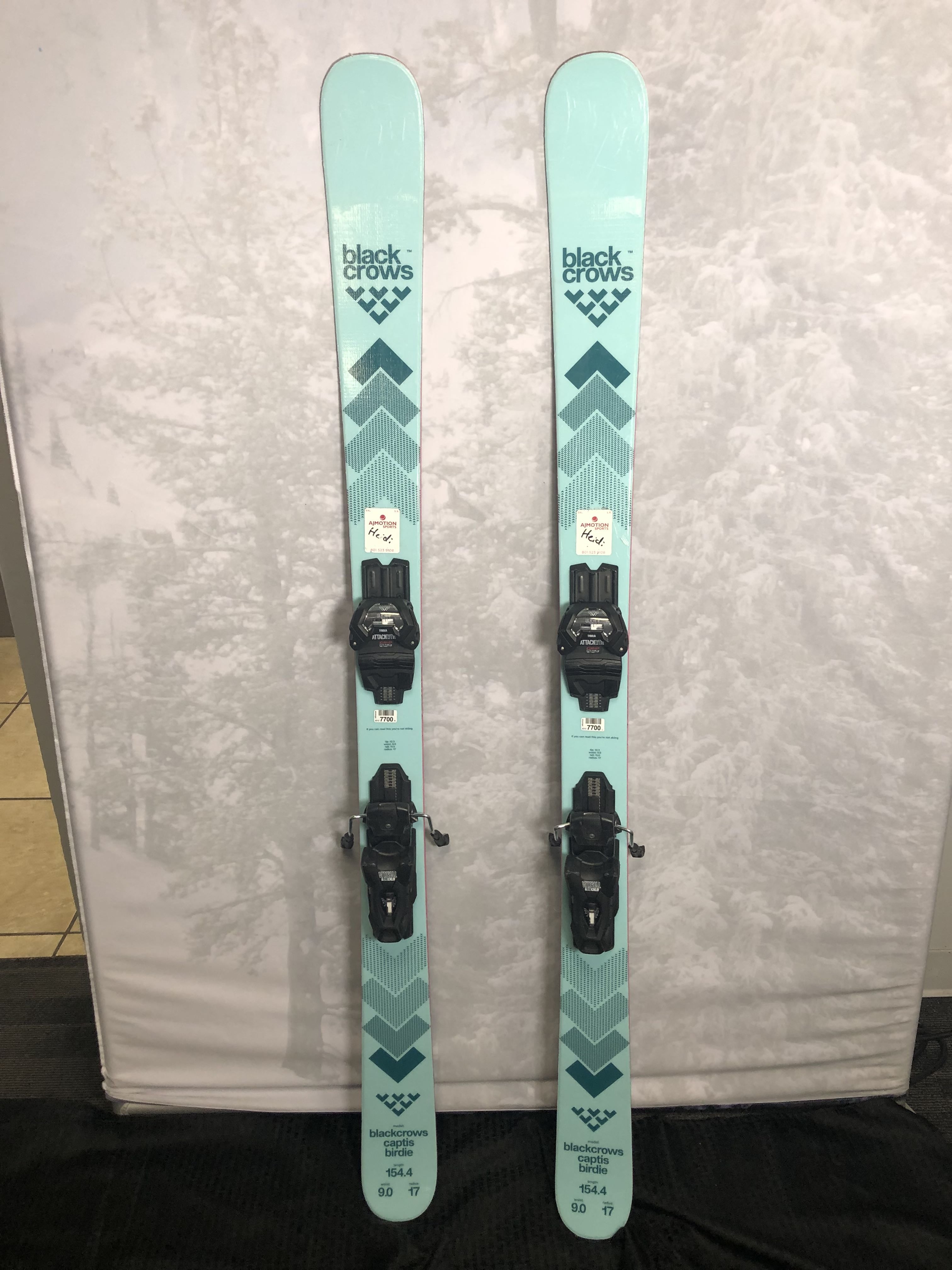 Used Black Crows Captis Birdie 154 cm Skis w/ Tyrolia Attack 11 GW Demo Bindings