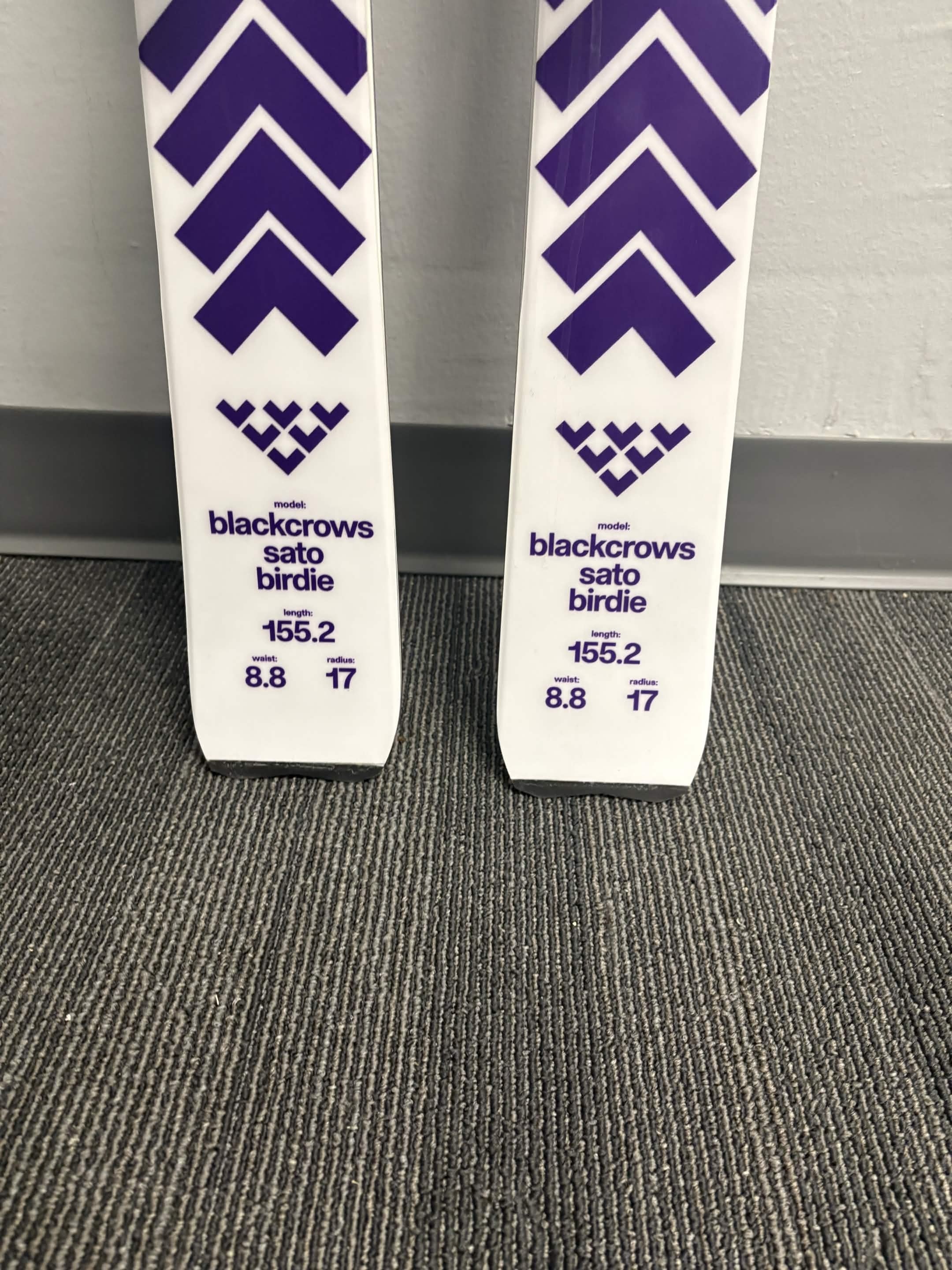 Black Crows Sato Birdie 155cm Demo Skis w/ Salomon M10 GW Demo Binding- New 2026