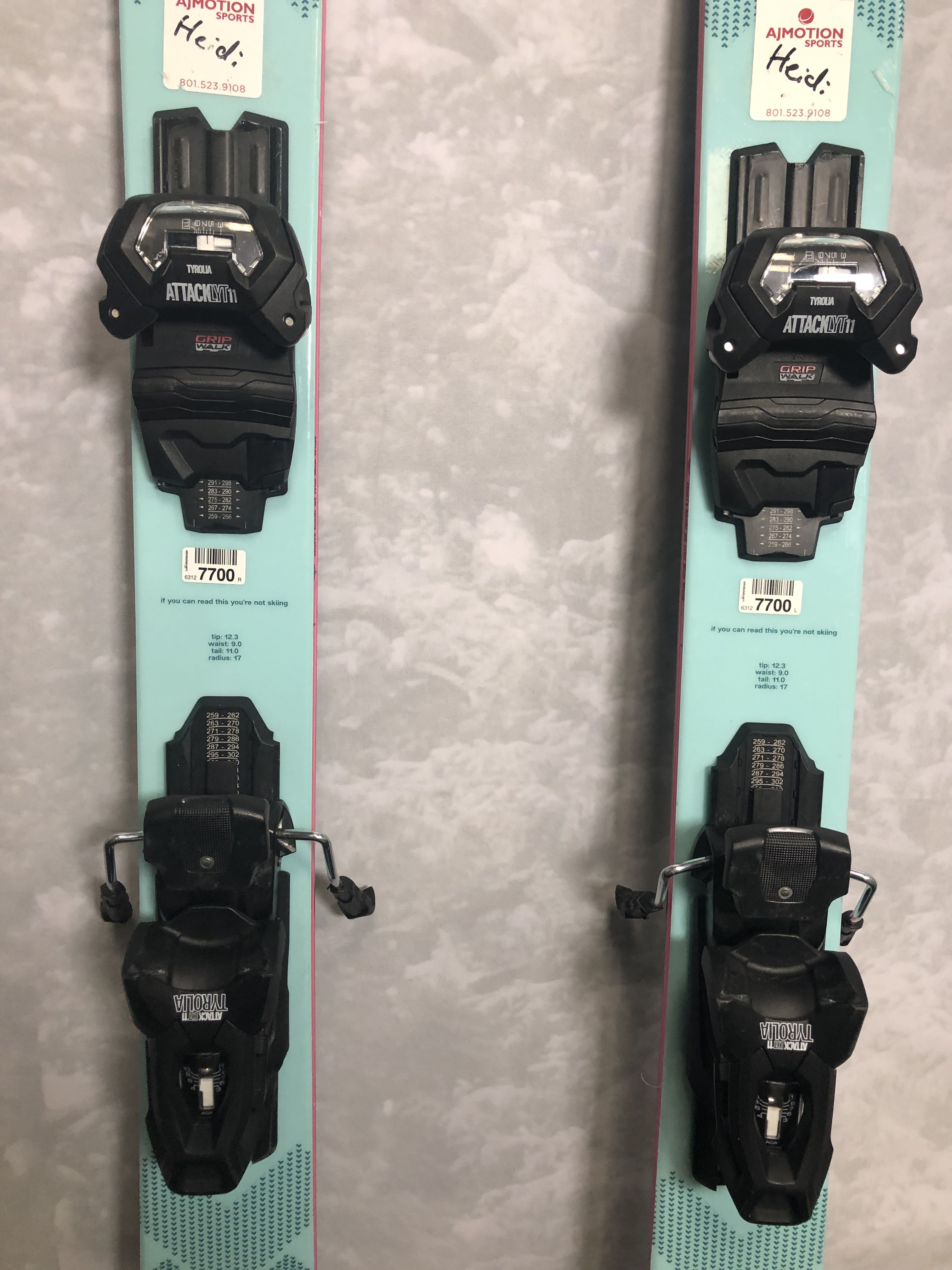 Used Black Crows Captis Birdie 154 cm Skis w/ Tyrolia Attack 11 GW Demo Bindings