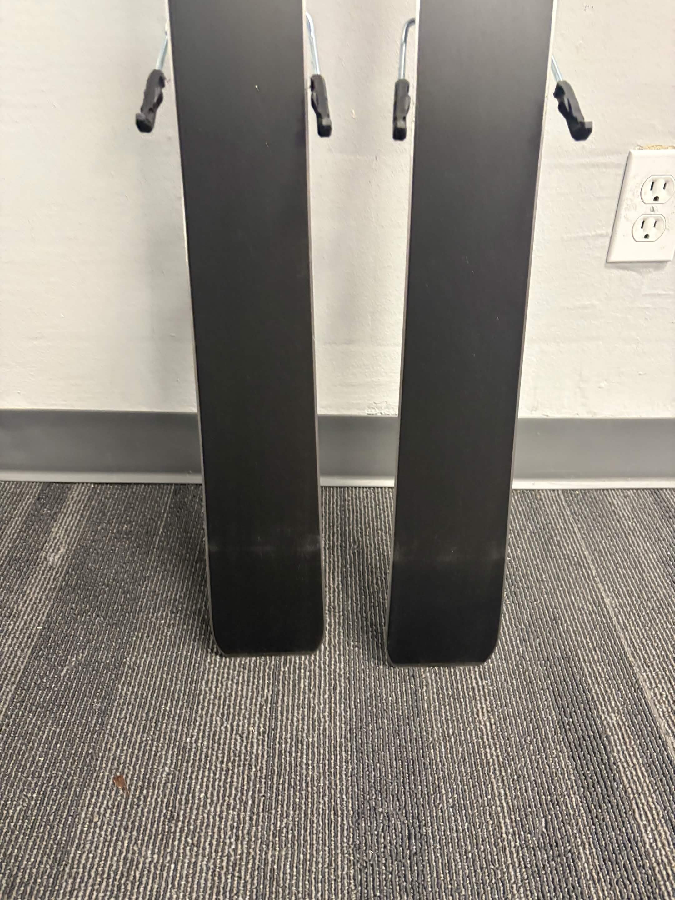 Black Crows Sato Birdie 155cm Demo Skis w/ Salomon M10 GW Demo Binding- New 2026