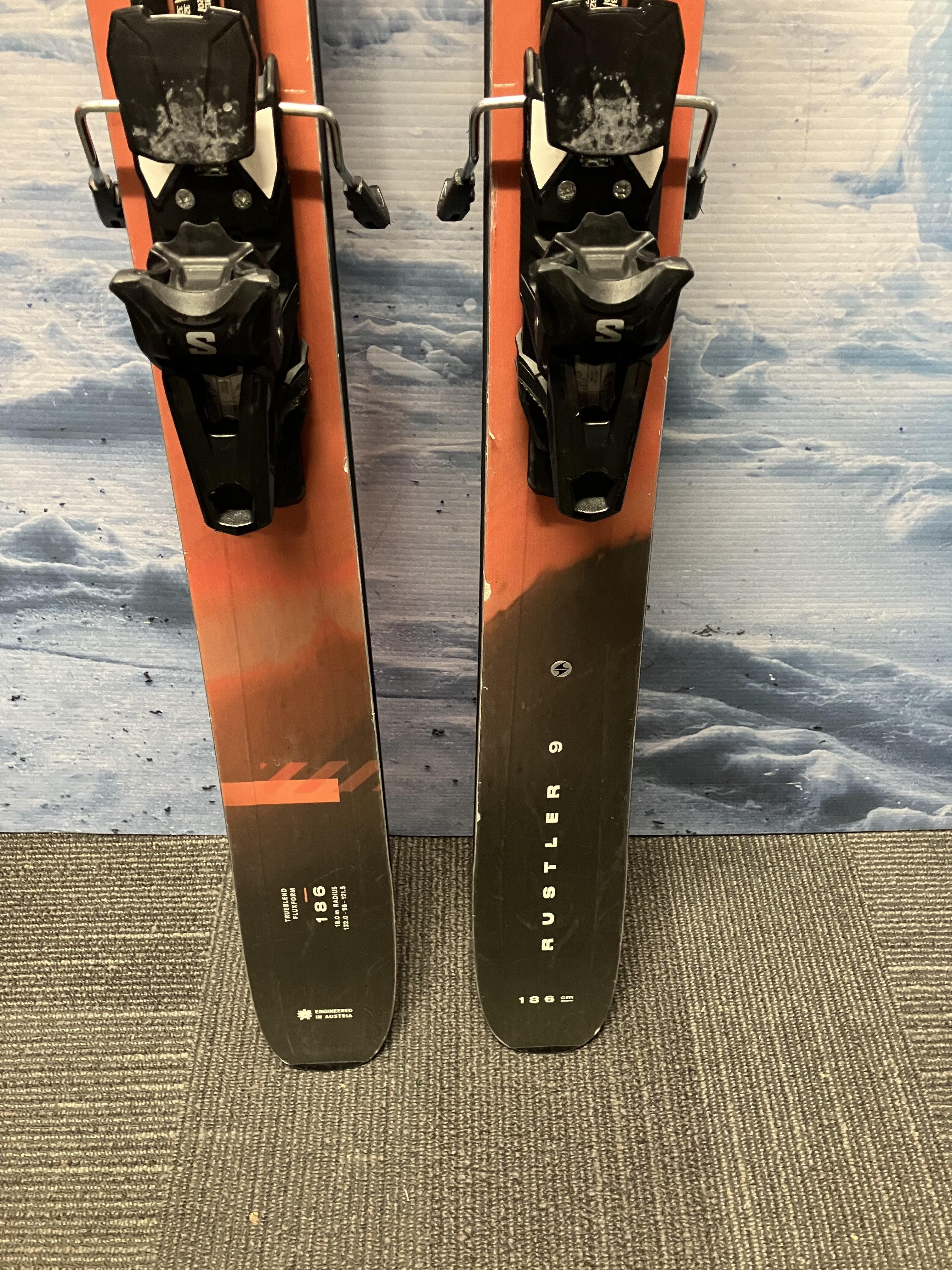Used Blizzard Rustler 9 186cm Skis w/ Salomon Strive 13 Demo Binding