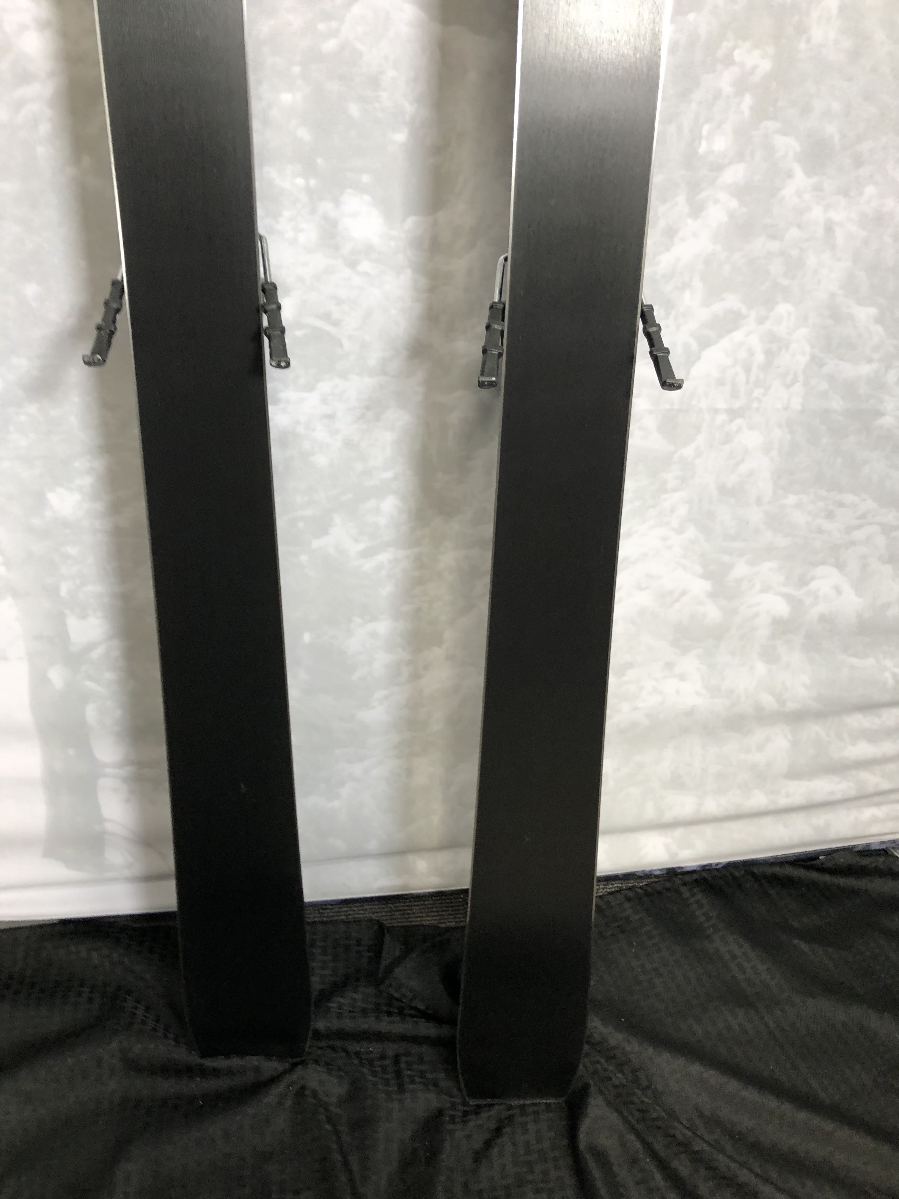 Used 2025 Elan Wingman 86 Ti 184cm W/ Elan EMX11 Adjustable GW bindings