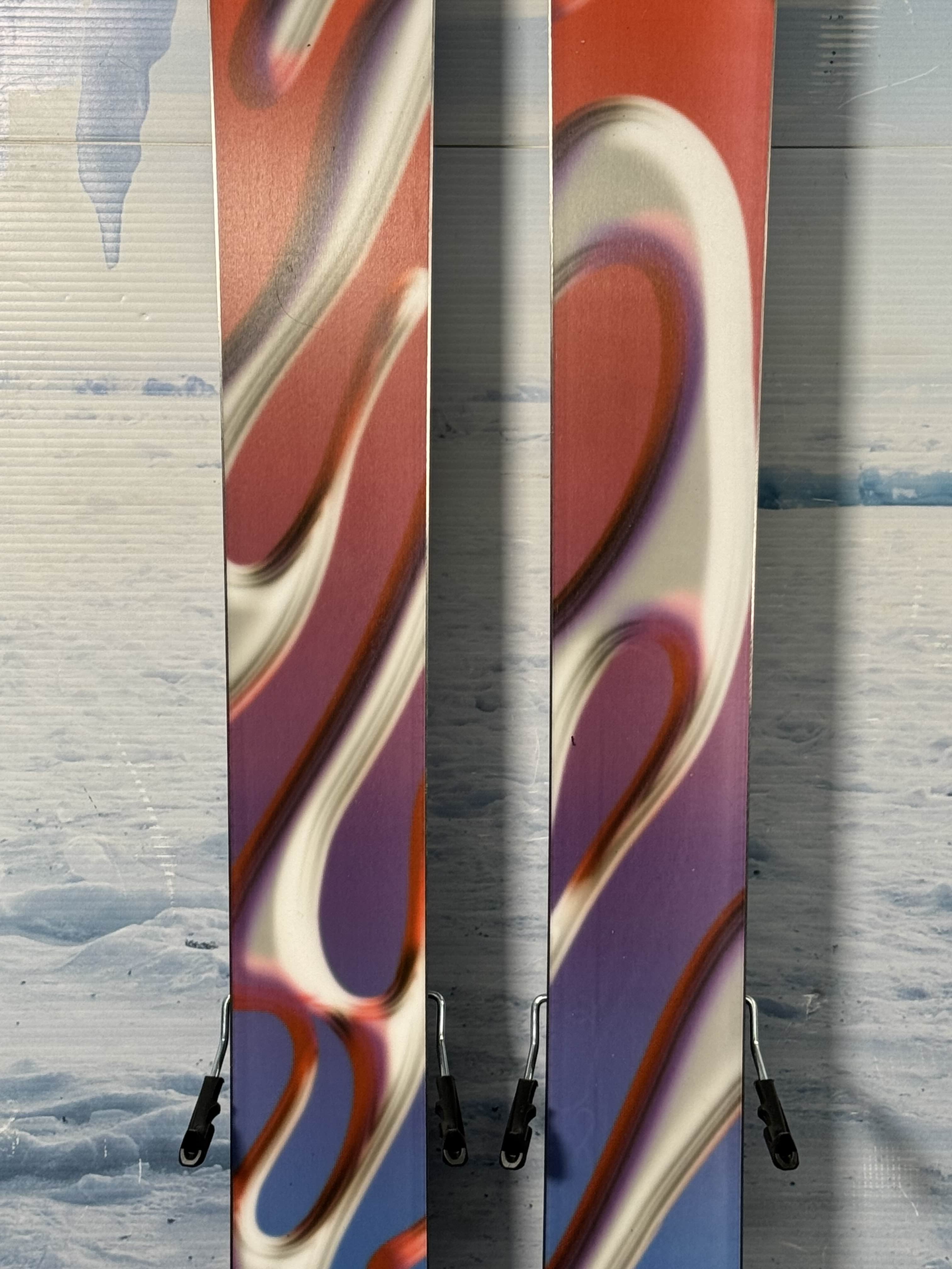 New 2026 Salomon QST Blank 186cm w/ Atomic Strive 13 Binding