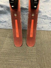 Used Atomic Vantage 83 Skis 165cm w/ Tyrolia SP 10 Demo Bindings
