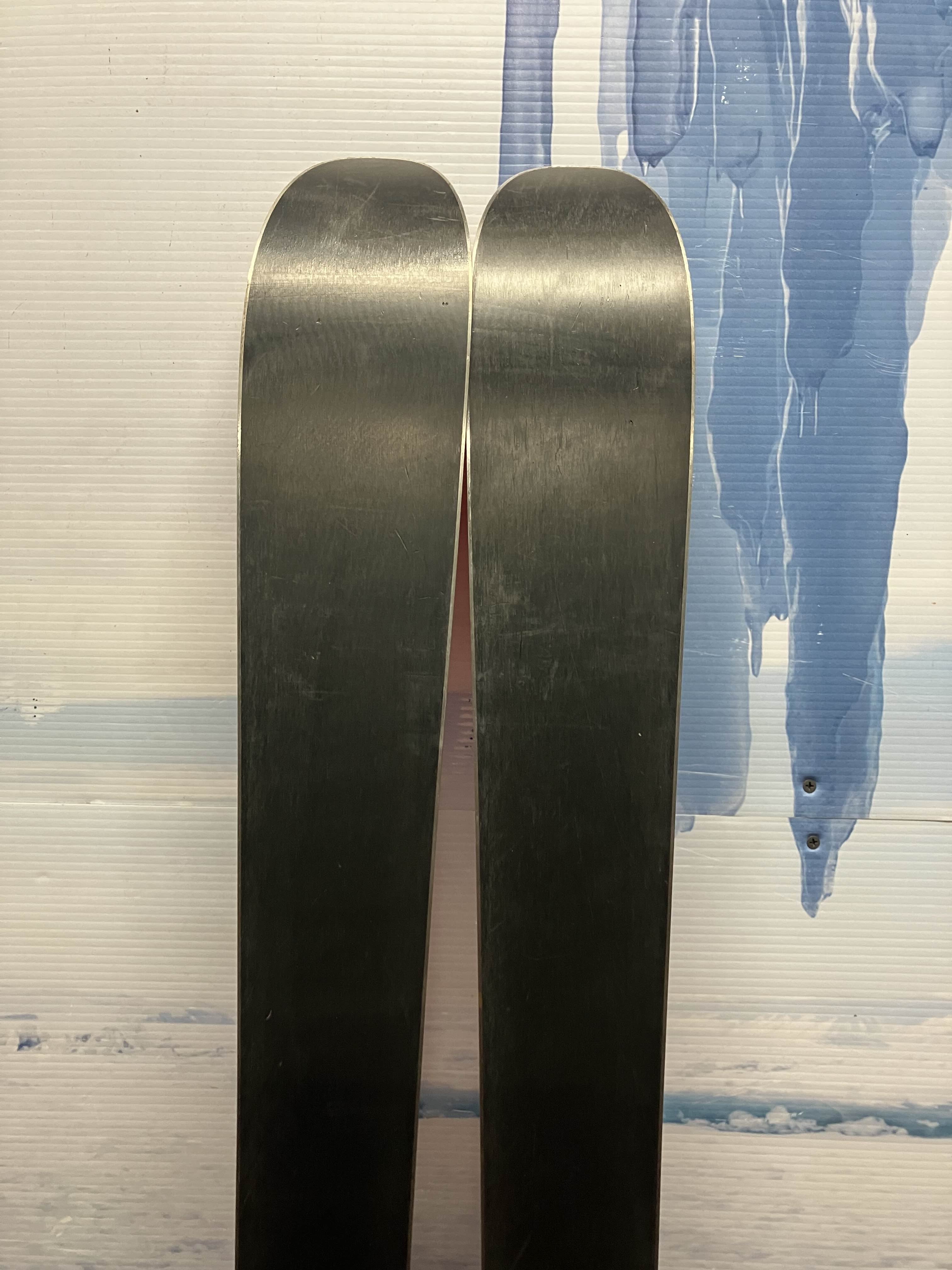 Used Atomic Vantage 83 Skis 165cm w/ Tyrolia SP 10 Demo Bindings