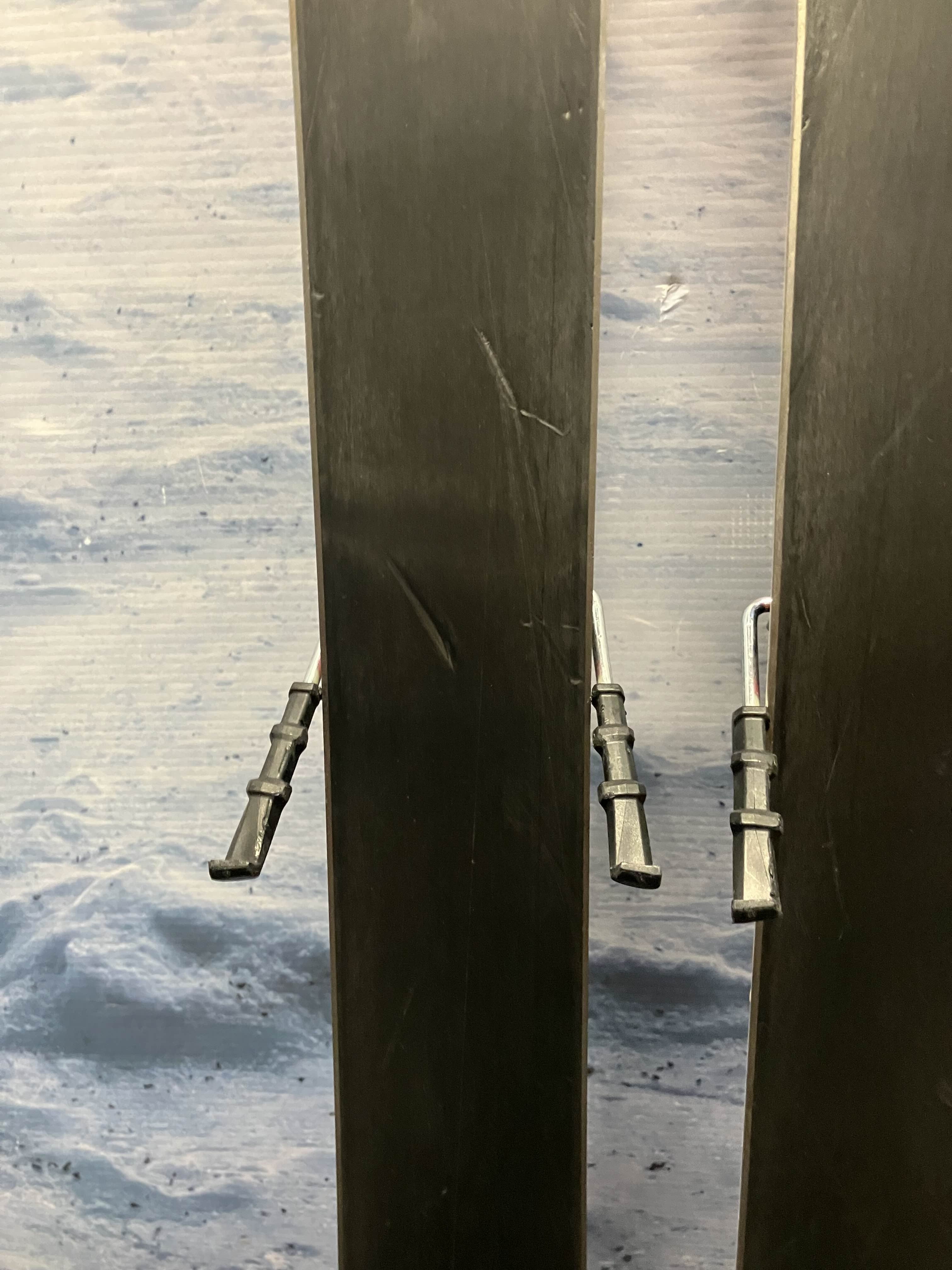 Used Atomic Vantage 83 Skis 165cm w/ Tyrolia SP 10 Demo Bindings