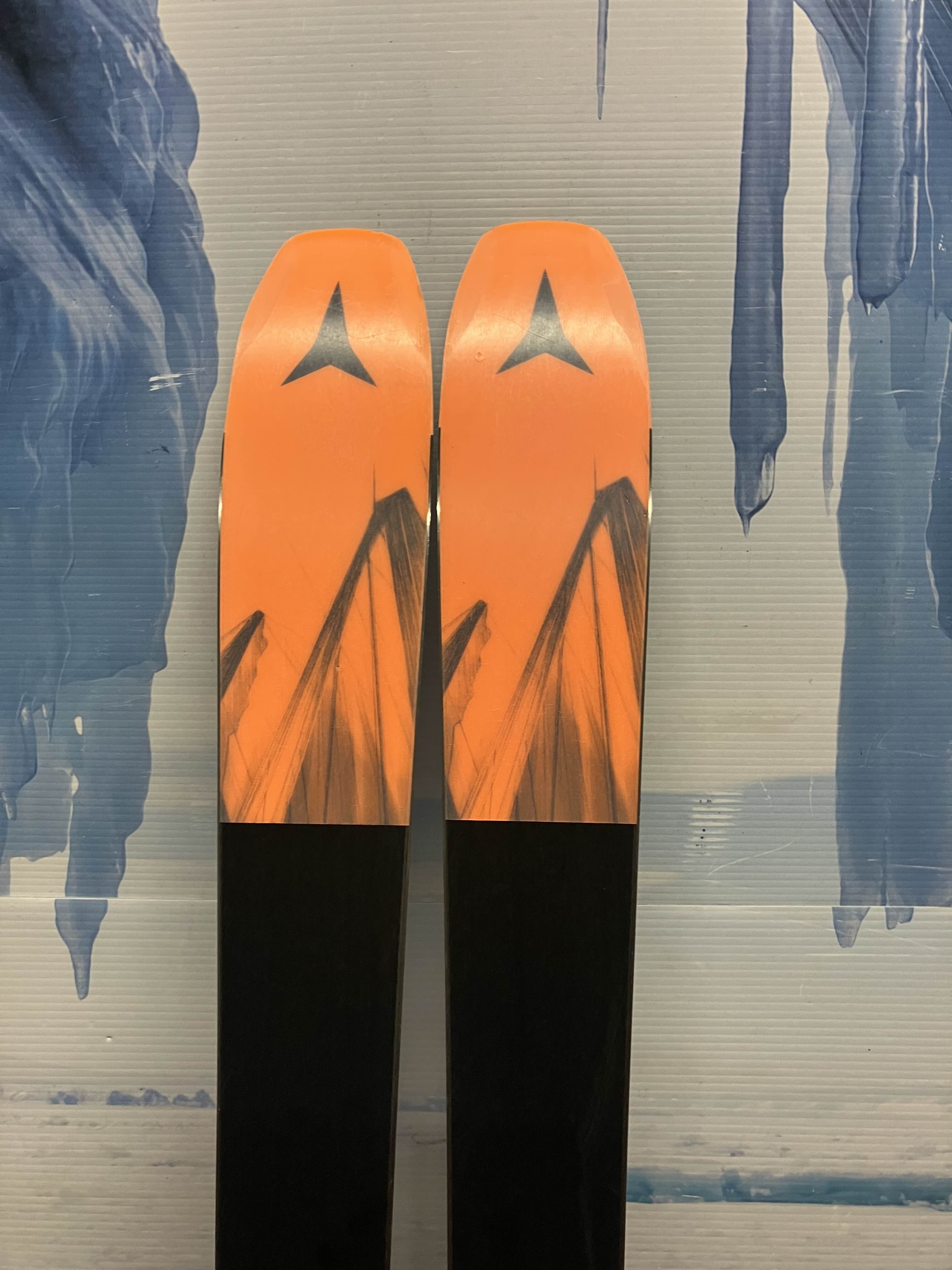 Heavily Used Atomic Maverick Skis 88 TI 169 cm 2024 w/ Atomic Strive 11 Demo Bindings