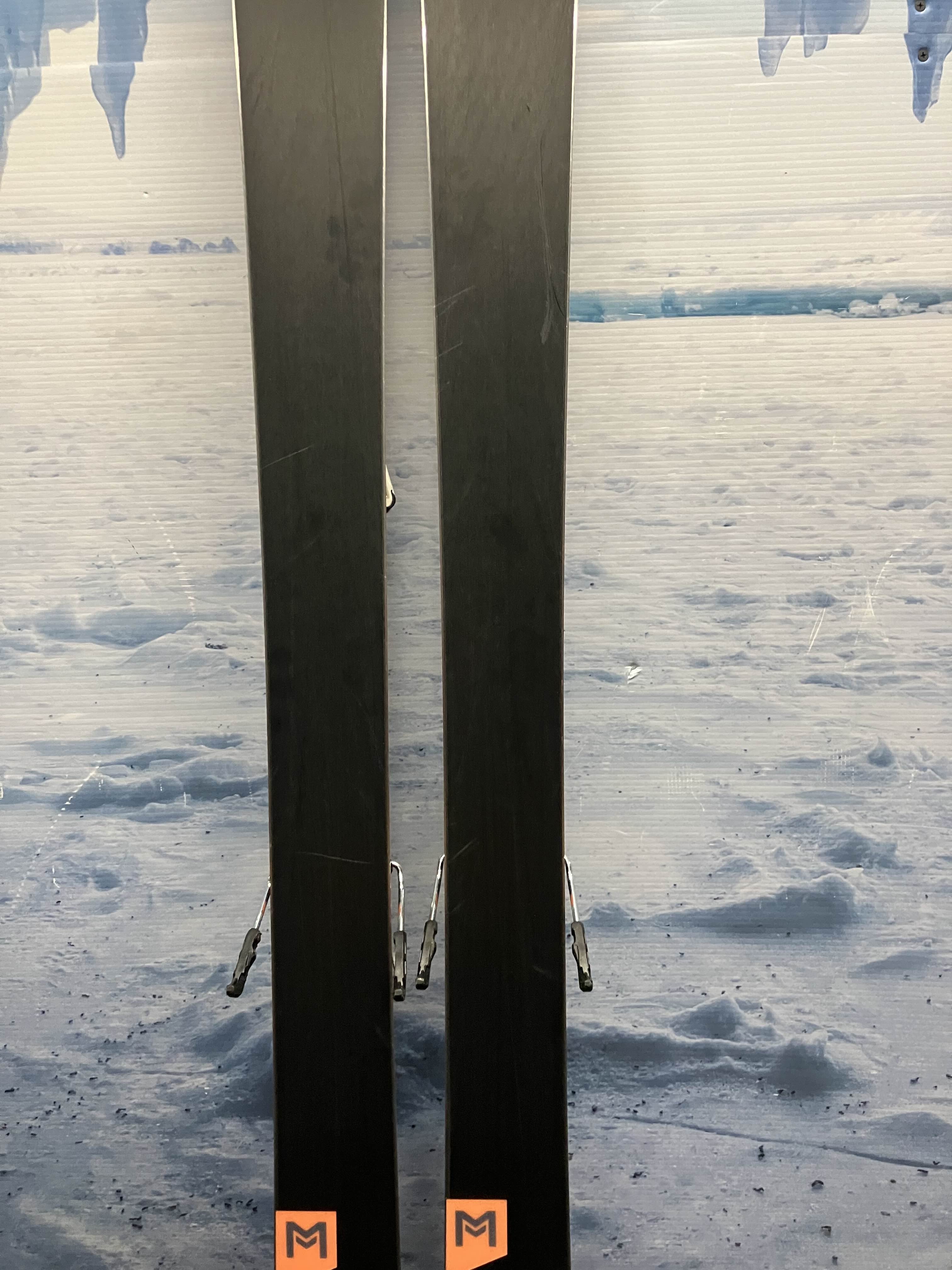 Heavily Used Atomic Maverick Skis 88 TI 169 cm 2024 w/ Atomic Strive 11 Demo Bindings