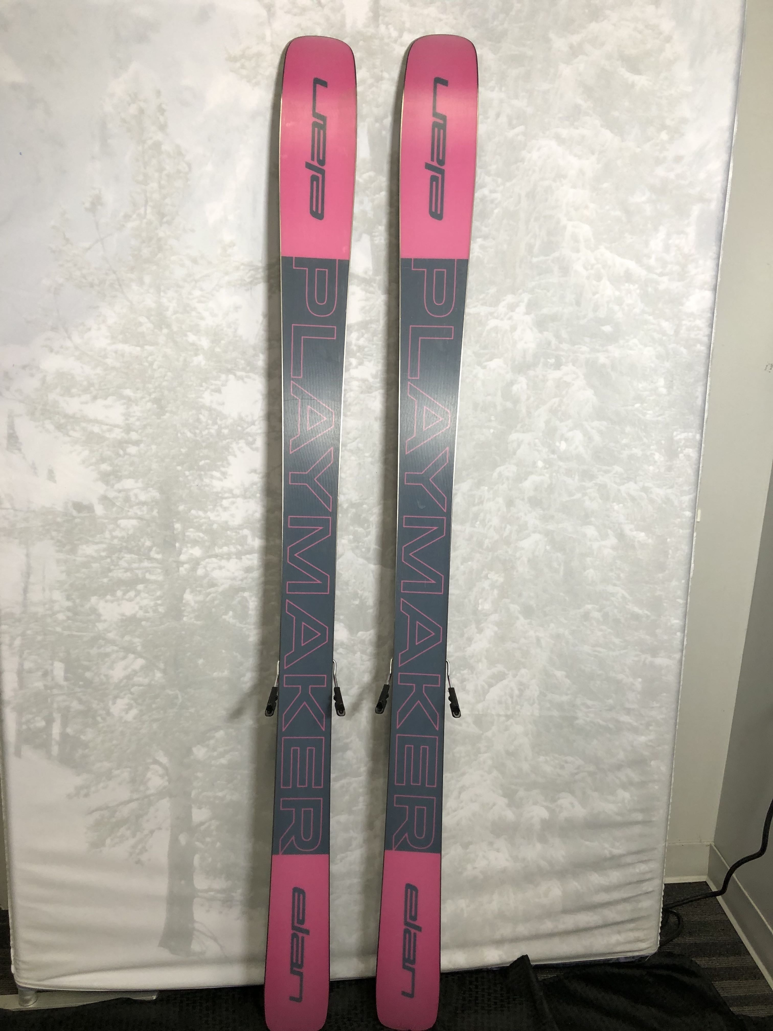 Used 2025 Elan Playmaker 91 ski- 172cm w/ Salomon Strive 13 adjustable GW binding