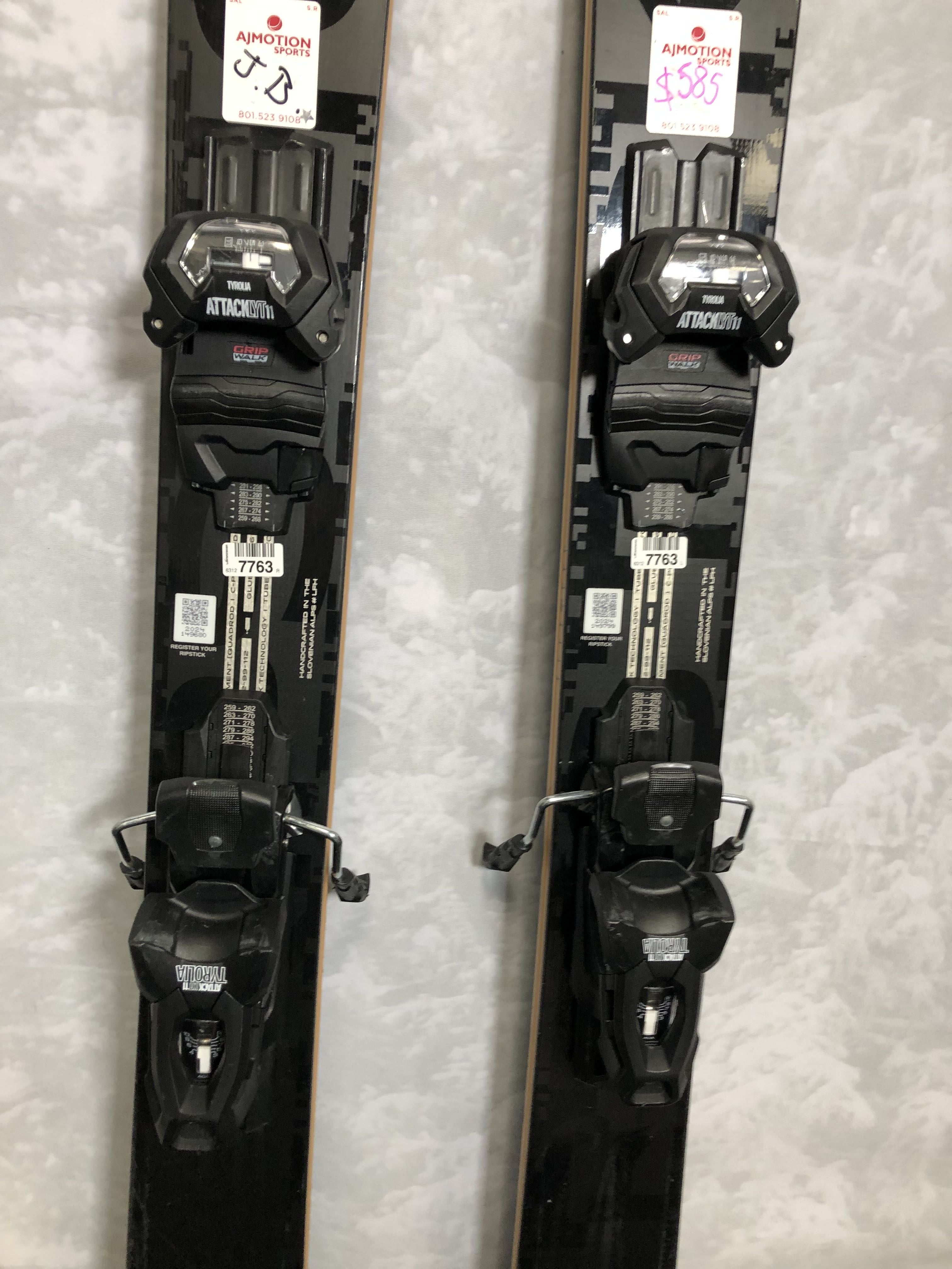 Used Elan Ripstick 102 Black Edition 161 Cm Ski W/ Tyrollia Attack LYT11 adjustable GW binding
