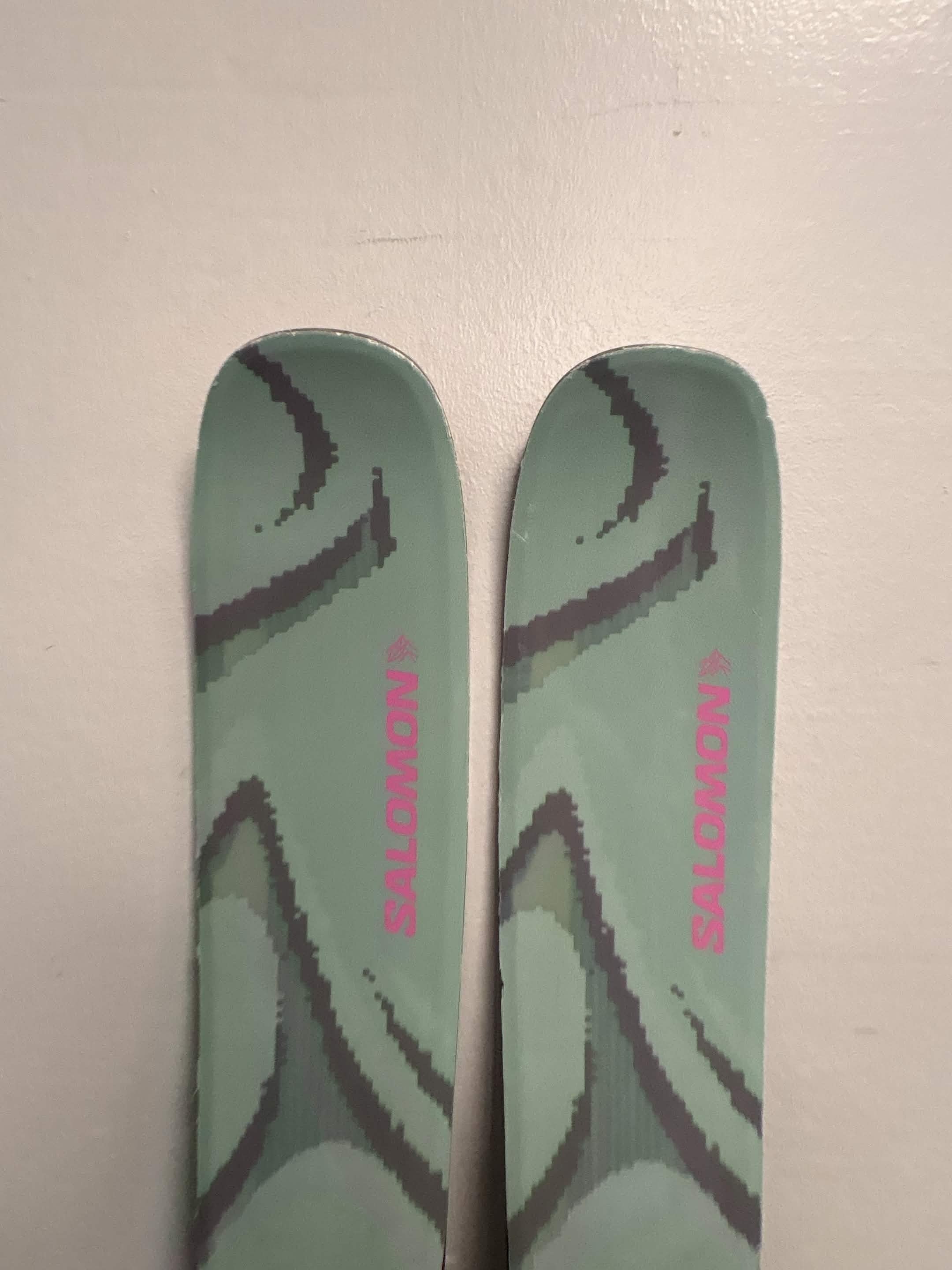 Lightly Used Salomon QST 100 Skis w/ Salomon NR M10 GW Demo Binding- 156cm