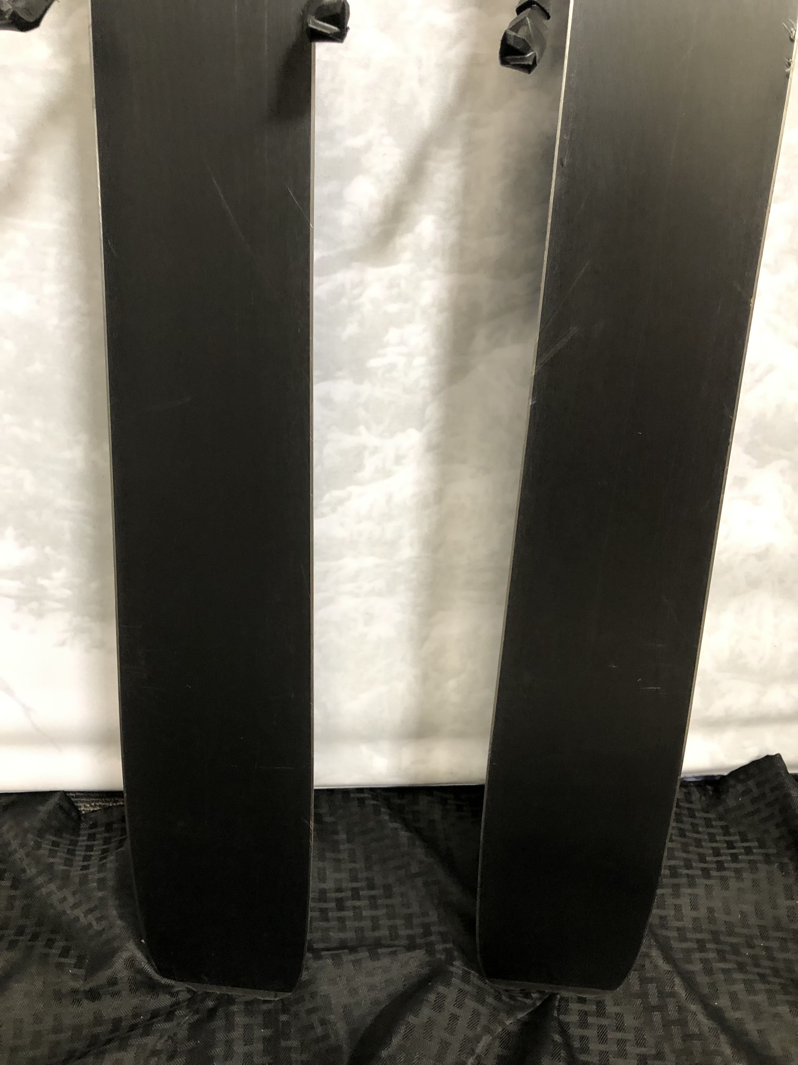 Used Elan Ripstick 102 Black Edition 161 Cm Ski W/ Tyrollia Attack LYT11 adjustable GW binding