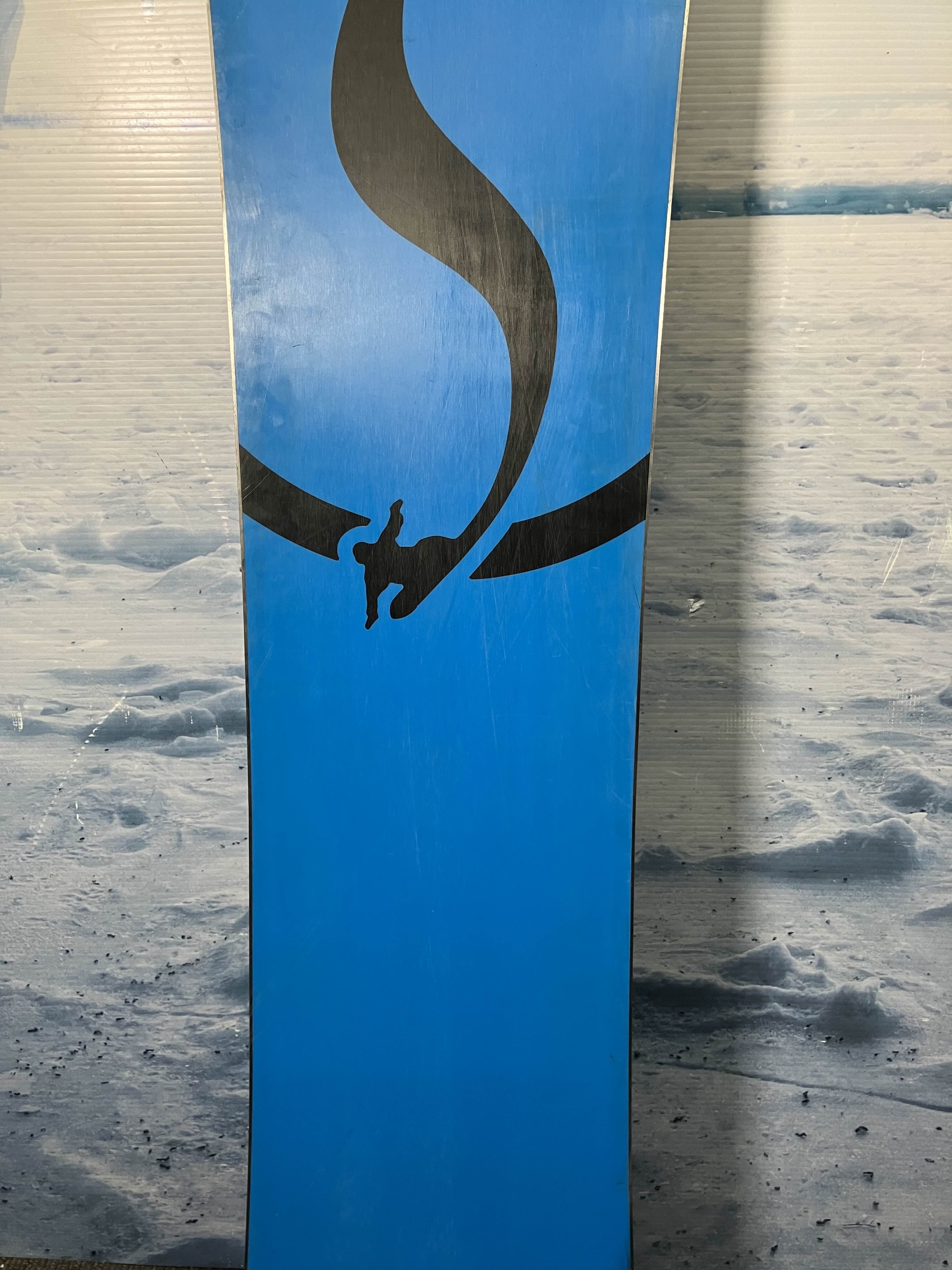 Heavily Used Never Summer Harpoon 156 CM Snowboard W/ K2 Large Demo Binding
