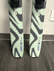 New 2026 Salomon QST 92 Skis w/ Salomon NR M10 GW Demo Binding- 176cm